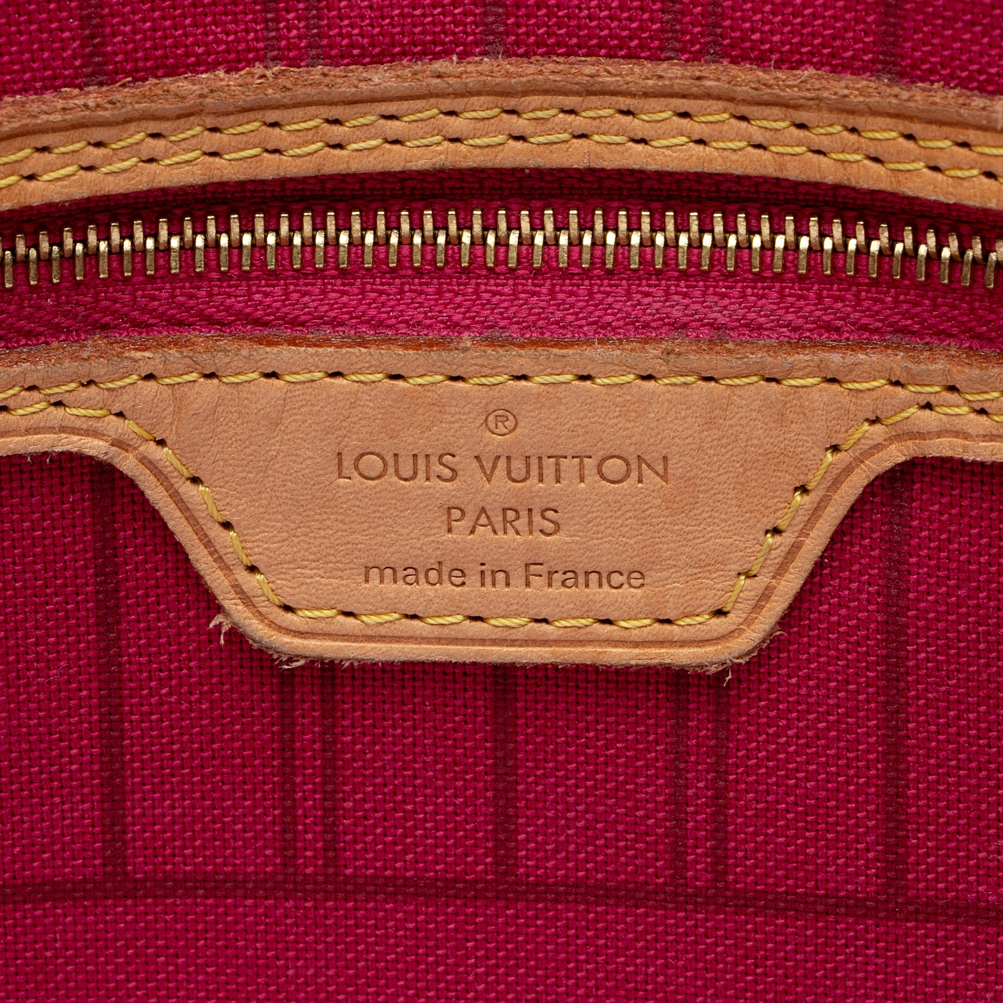 Louis Vuitton Monogram Canvas Patches Neverfull MM Tote (SHF-VCZIdY)