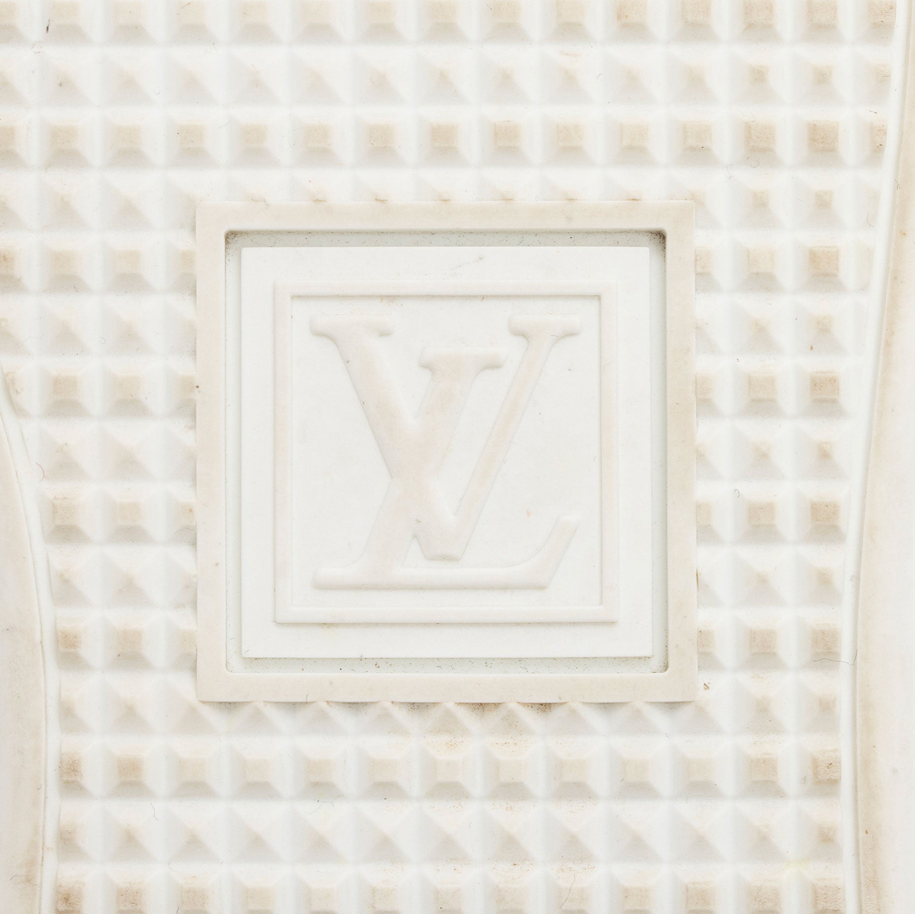 Louis Vuitton Monogram Canvas Patent Leather Front Row Sneakers - Size 8 / 38 (SHF-Q57Jez)