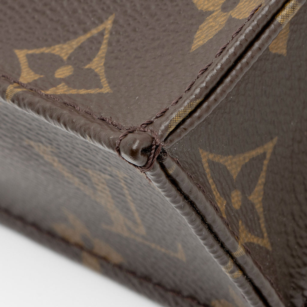 Louis Vuitton Monogram Canvas Petit Sac Plat Shoulder Bag (SHF-DPlW0S)
