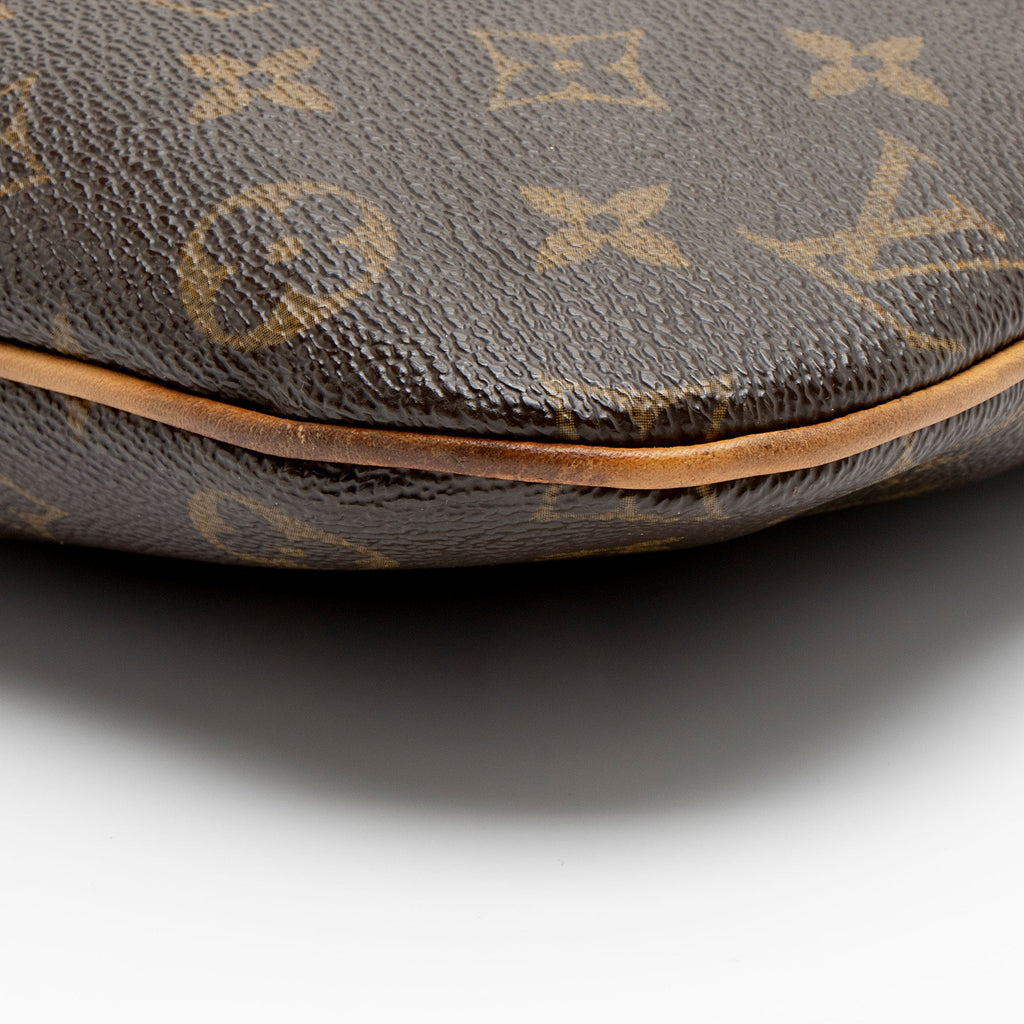 Louis Vuitton Monogram Canvas Pochette Bosphore Messenger