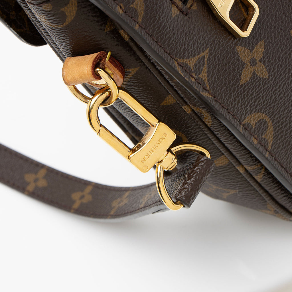 Louis Vuitton Monogram Canvas Pochette Metis Shoulder Bag (SHF-2xsvoW)