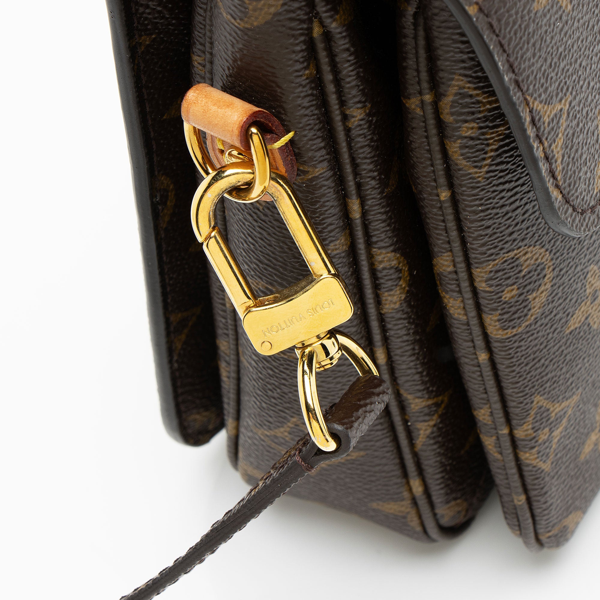 Louis Vuitton Monogram Canvas Pochette Metis Shoulder Bag