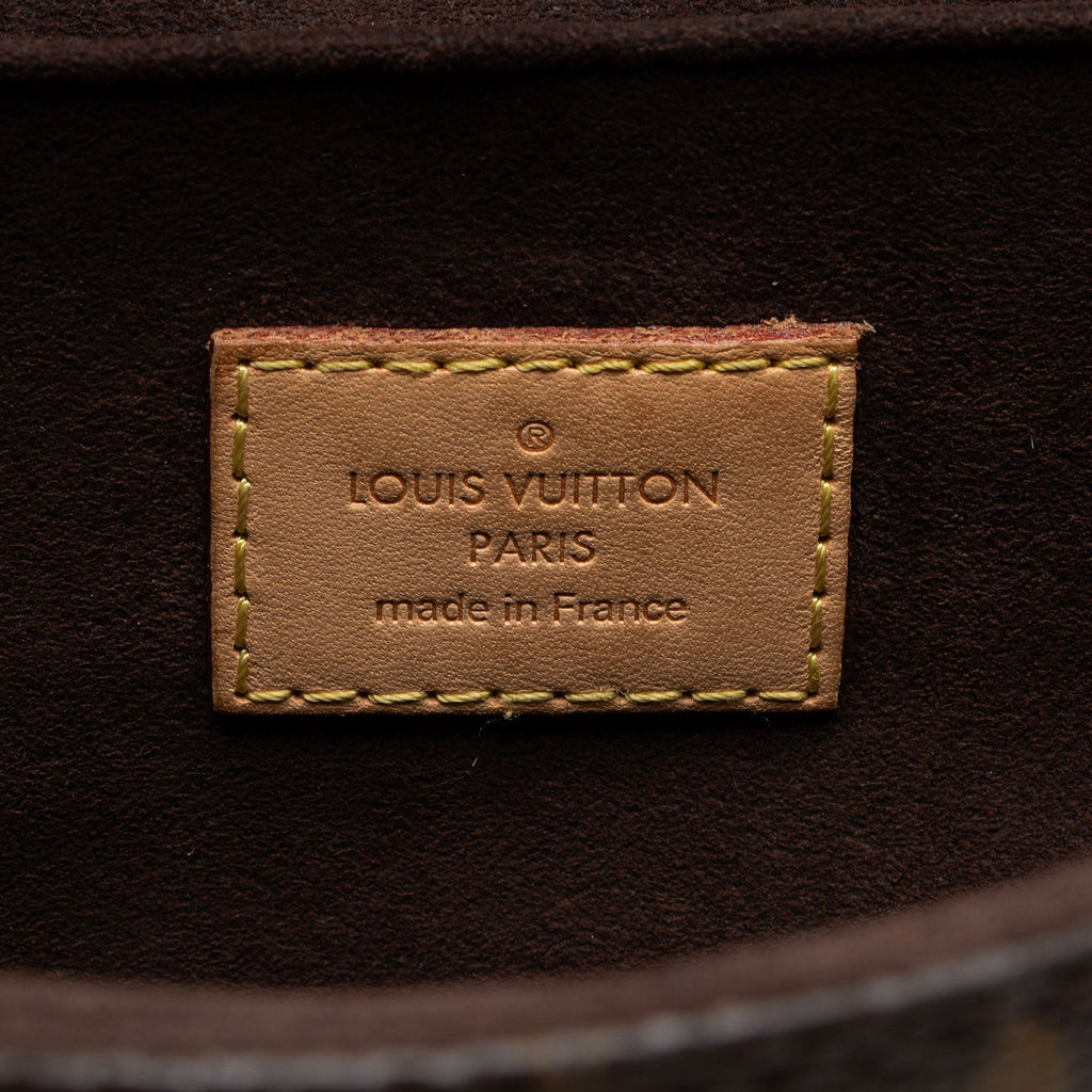 Louis Vuitton Monogram Canvas Pochette Metis Shoulder Bag