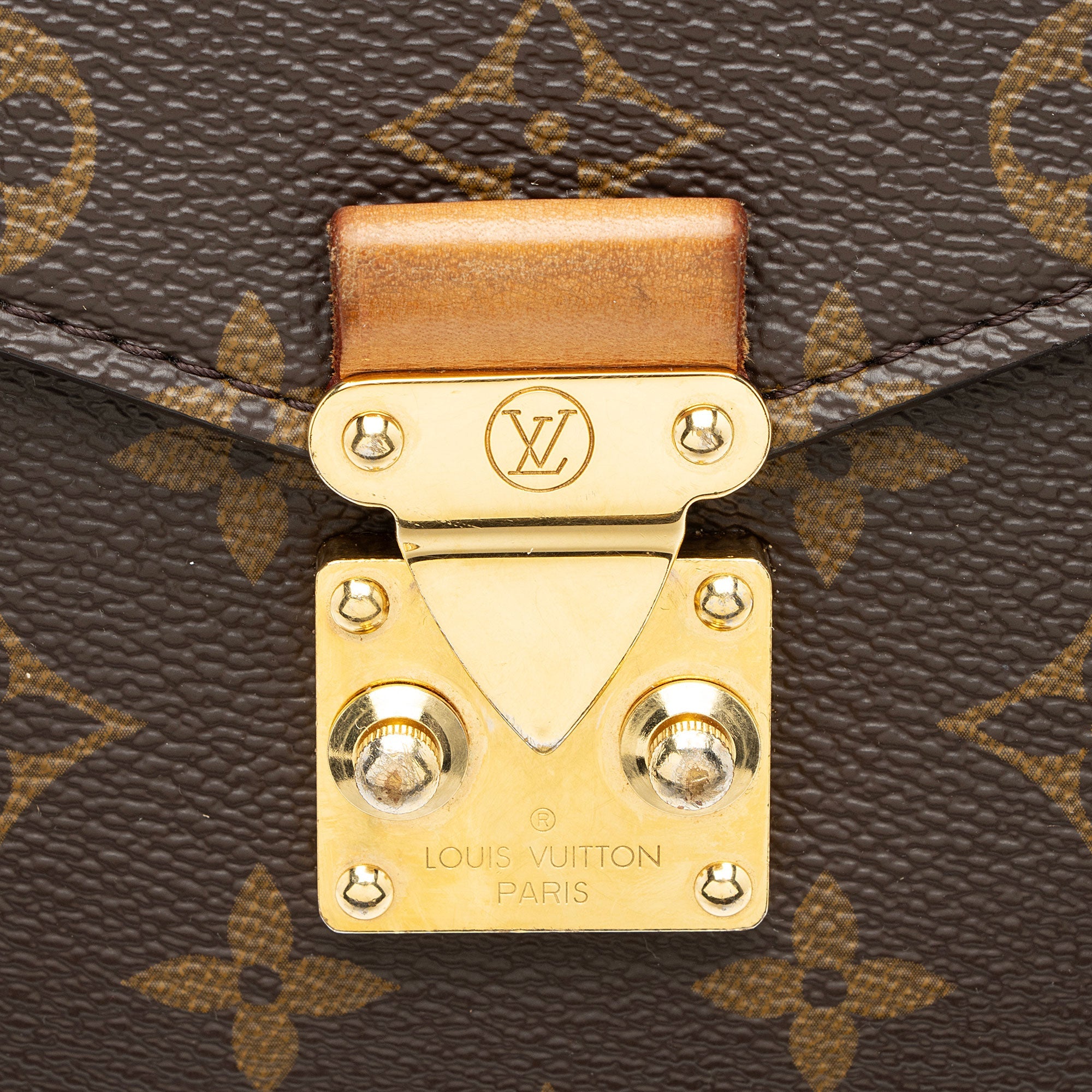 Louis Vuitton Monogram Canvas Pochette Metis Shoulder Bag