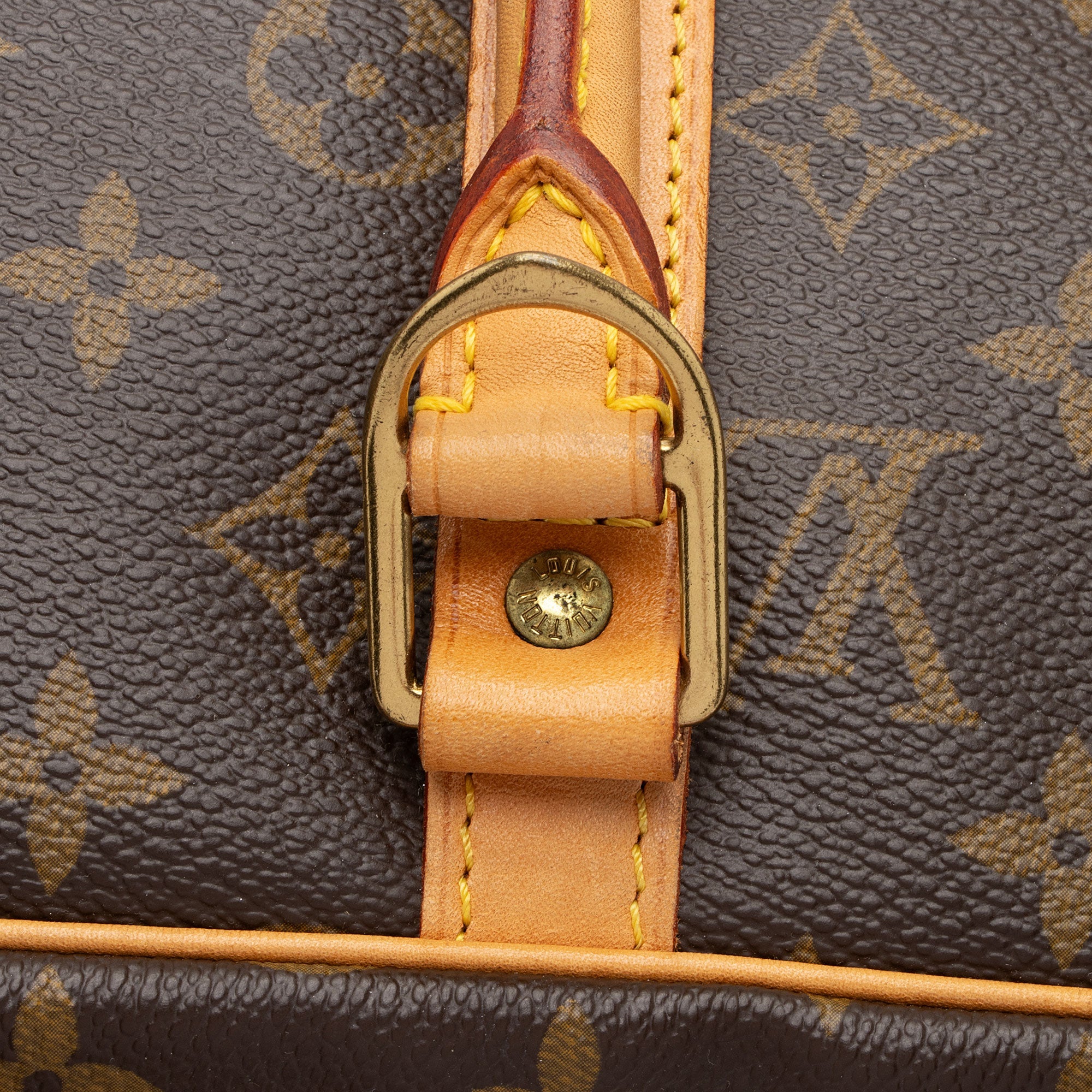 Louis Vuitton Monogram Canvas Porte Documents Voyage Bag (SHF-ajQncv)