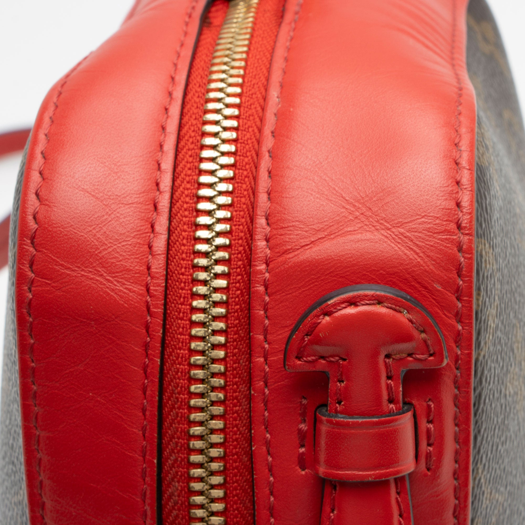 Louis Vuitton Monogram Canvas Saintonge Shoulder Bag (SHF-ocuBDh)