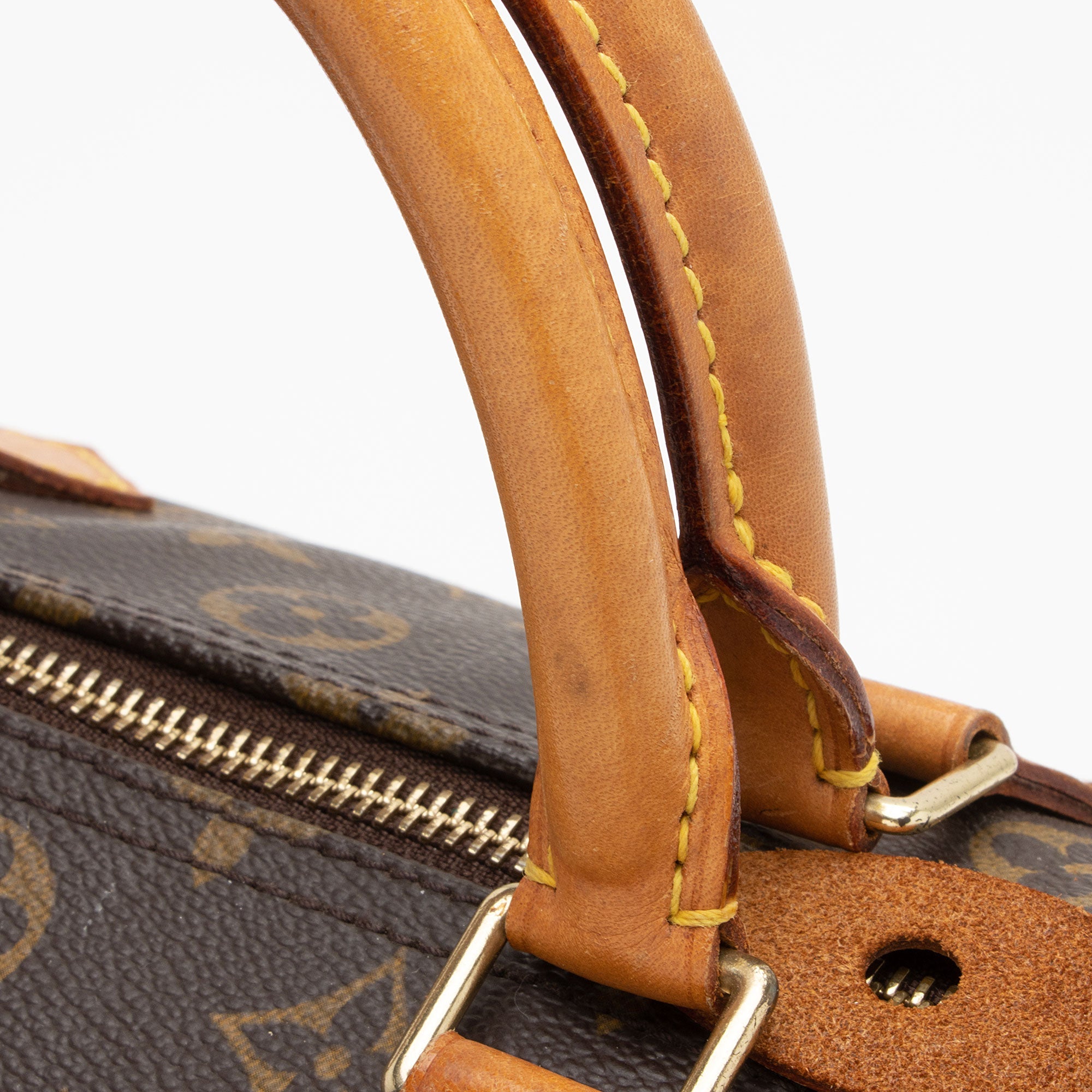 Louis Vuitton Monogram Canvas Speedy 30 Satchel (SHF-JxW6kN)