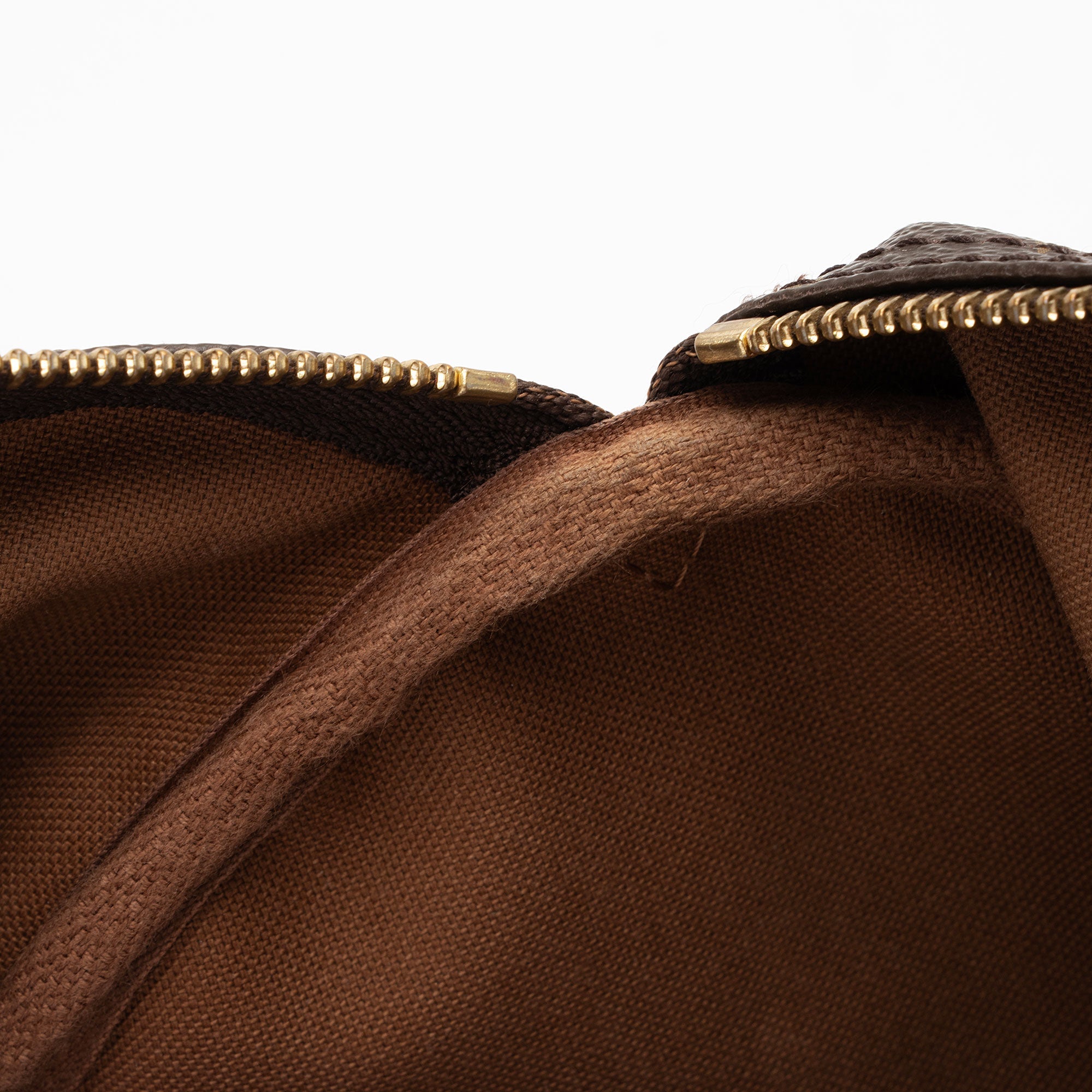 Louis Vuitton Monogram Canvas Speedy 30 Satchel (SHF-uufe7d)