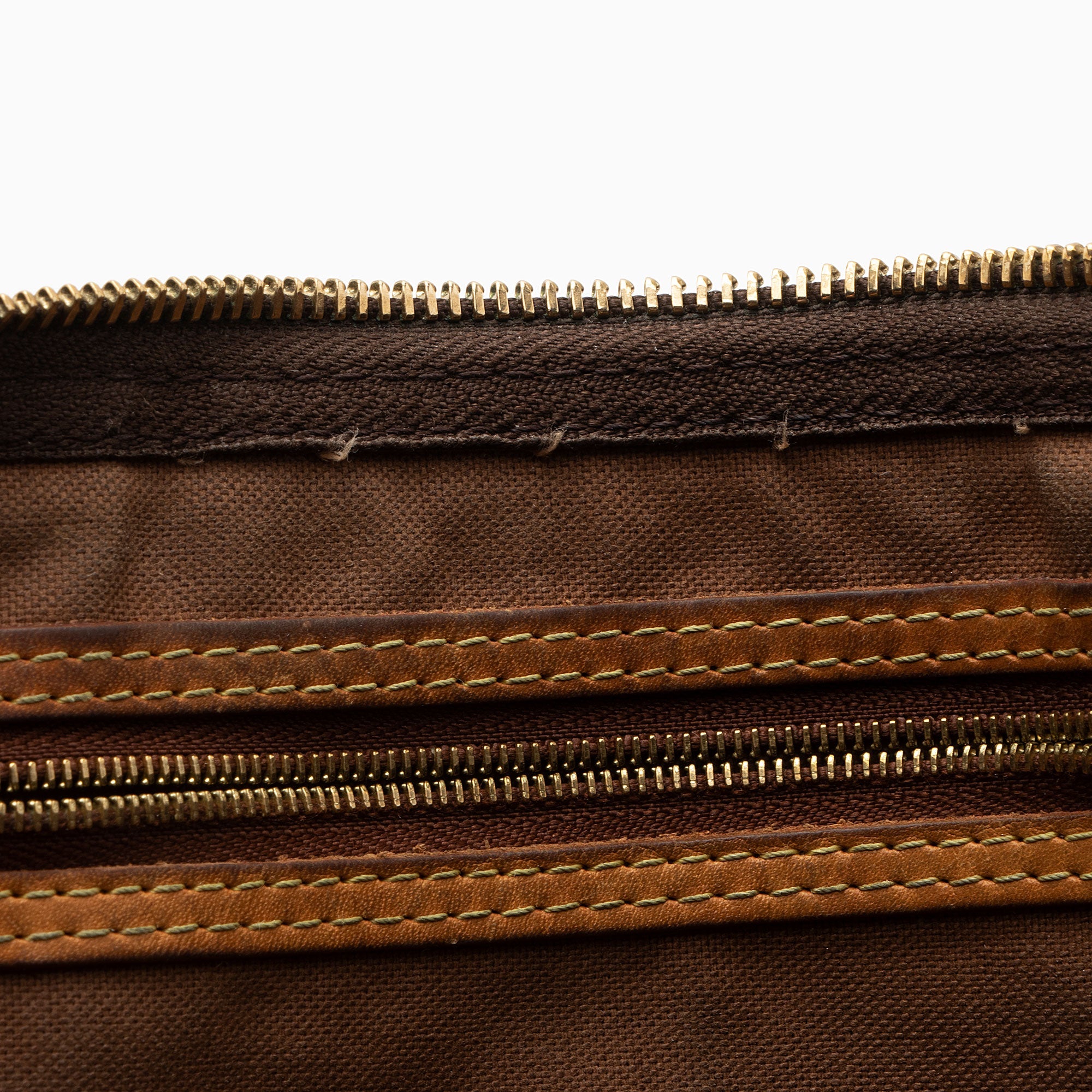 Louis Vuitton Monogram Canvas Speedy 30 Satchel (SHF-usMEGZ)