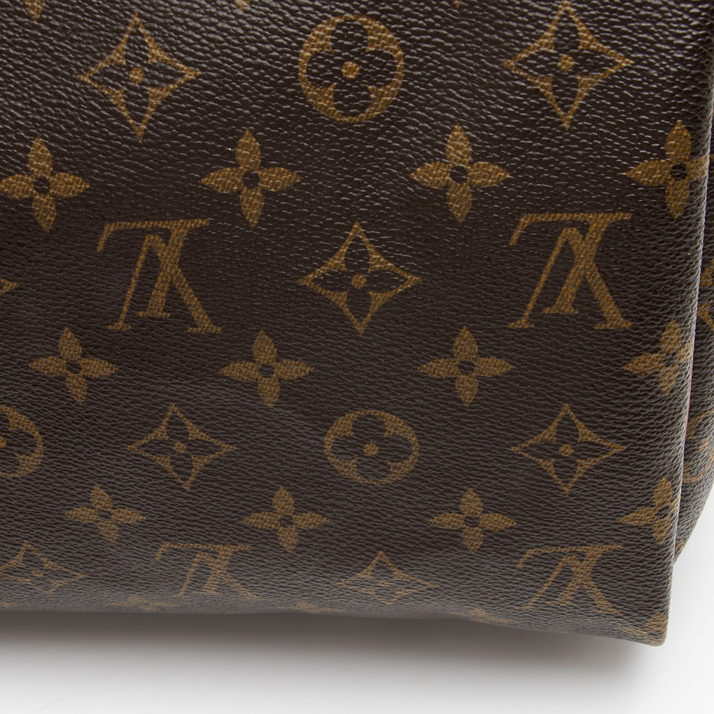 Louis Vuitton Monogram Canvas Speedy 30 Satchel (SHF-ru909w)