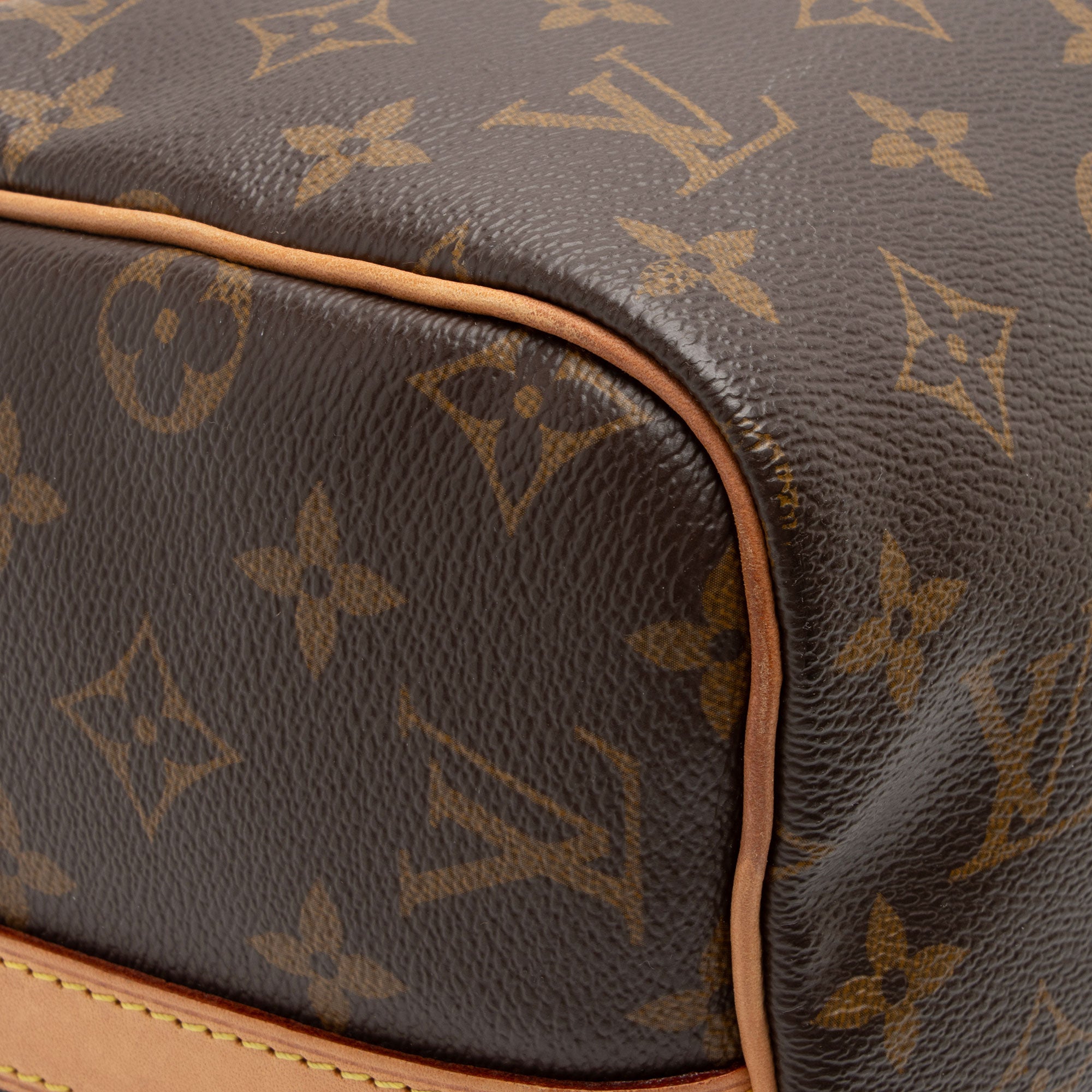 Louis Vuitton Monogram Canvas Speedy Bandouliere 30 Satchel (SHF-mXkVyF)