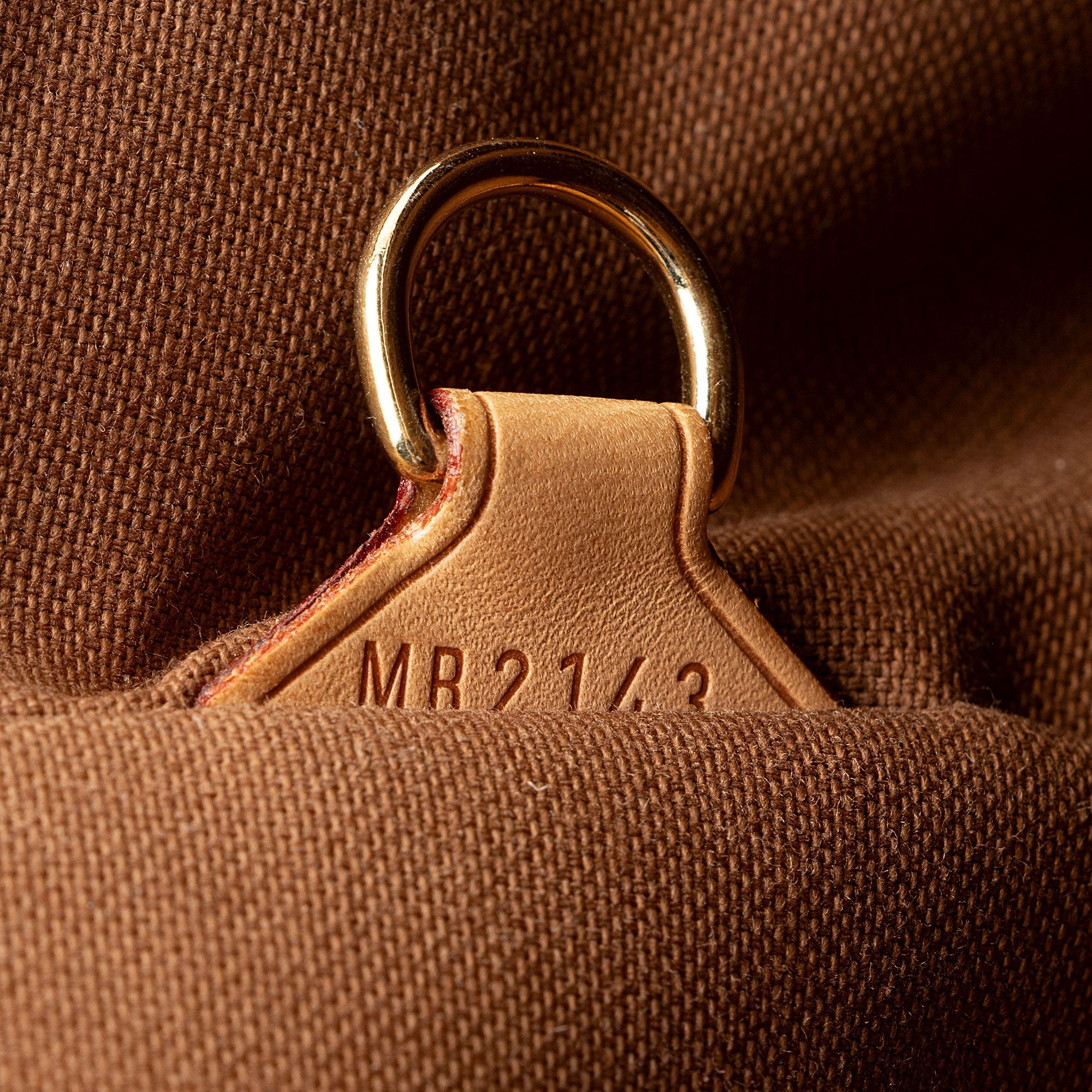 Louis Vuitton Monogram Canvas Tivoli GM Satchel (SHF-IHunkM)