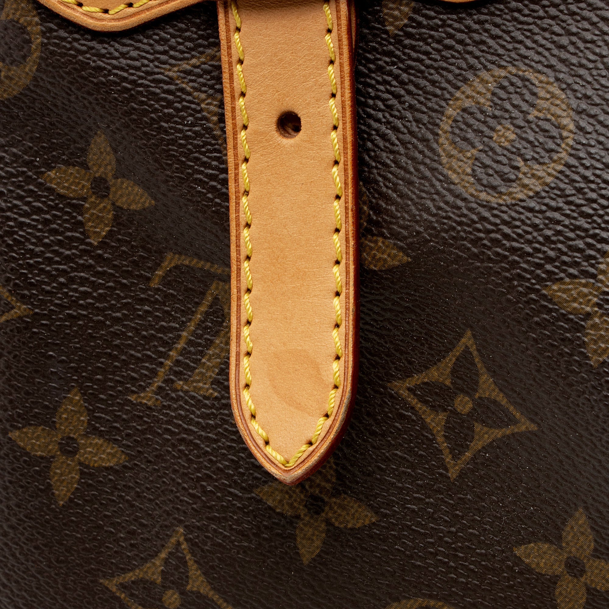 Louis Vuitton Monogram Canvas Tivoli GM Satchel (SHF-IHunkM)