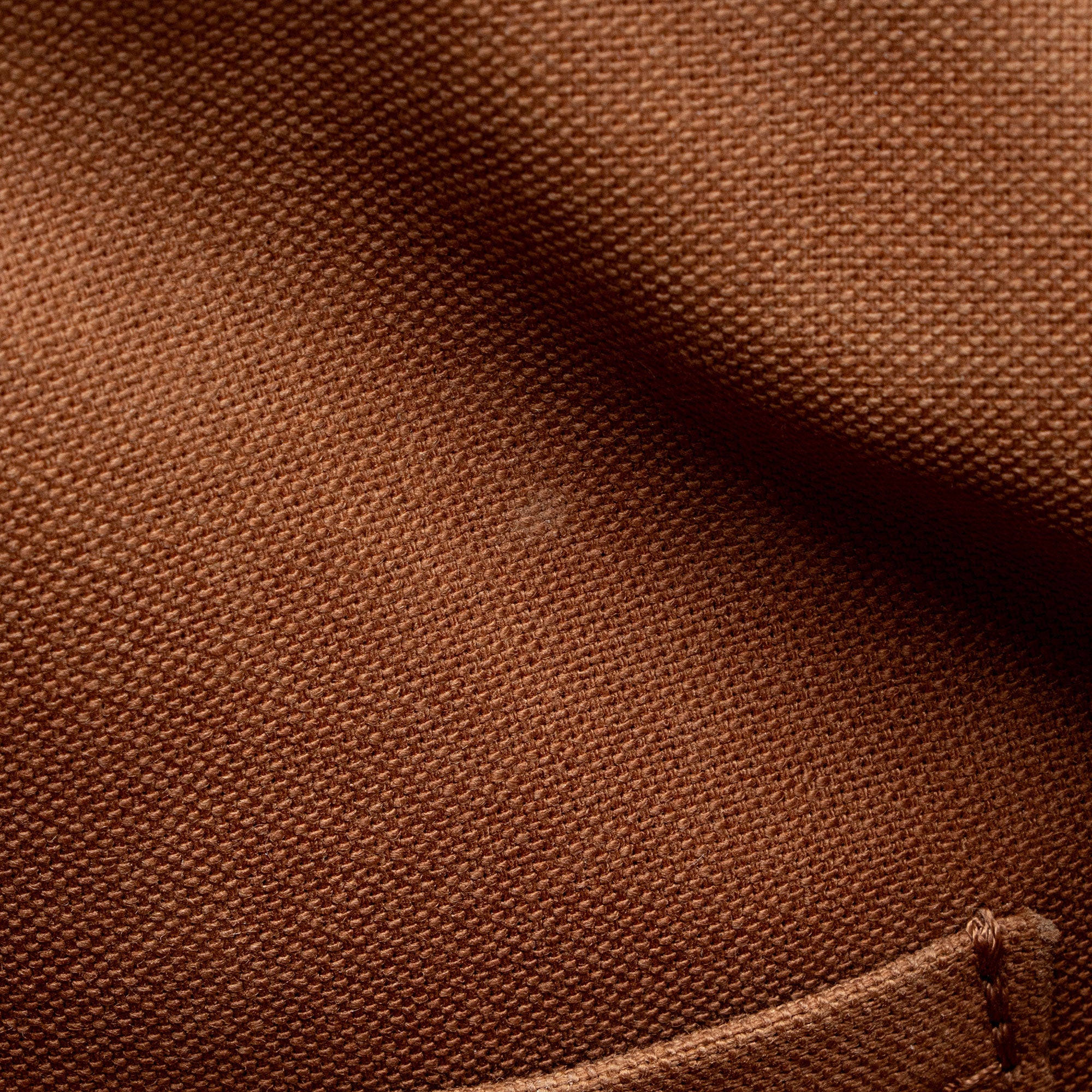 Louis Vuitton Monogram Canvas Tivoli GM Satchel (SHF-667bj5)