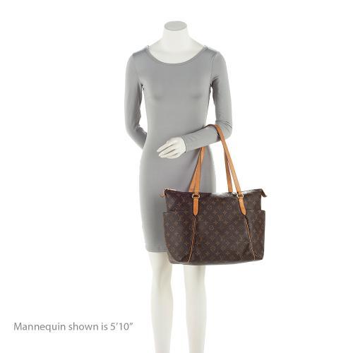 Louis Vuitton Monogram Canvas Totally MM Tote (SHF-wwDax3)