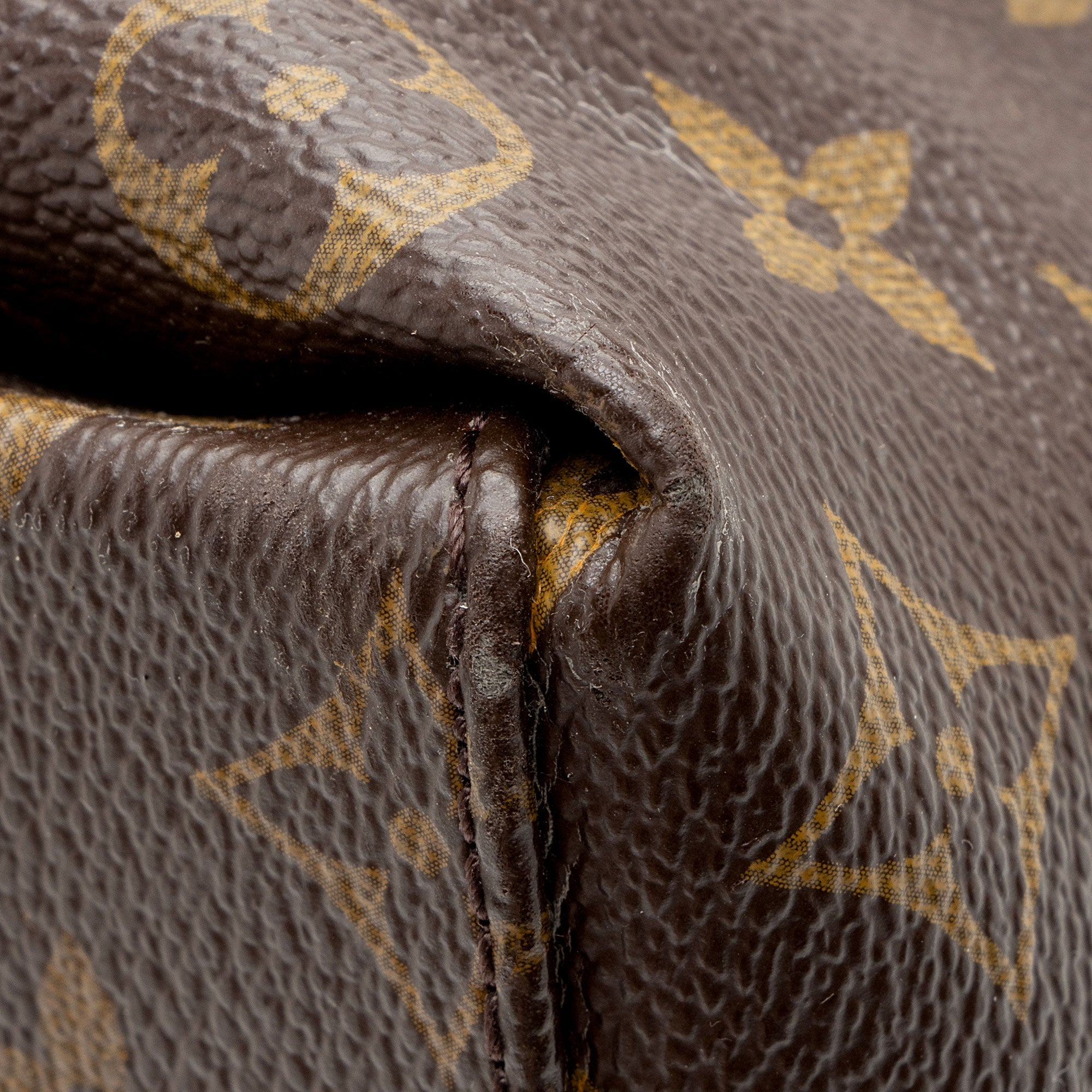 Louis Vuitton Monogram Canvas Tuileries Besace Shoulder Bag
