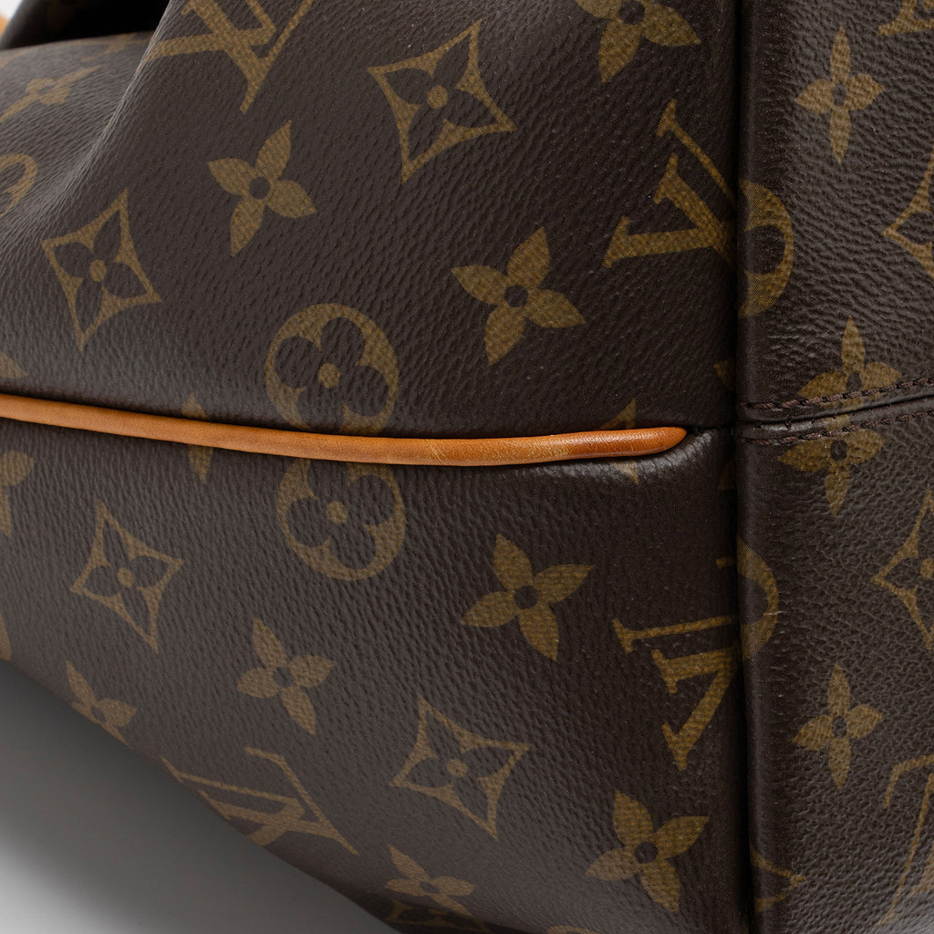 Louis Vuitton Monogram Canvas Turenne GM Satchel (SHF-OqBhej)