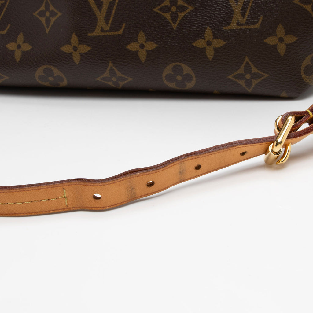 Louis Vuitton Monogram Canvas Turenne GM Satchel (SHF-OqBhej)