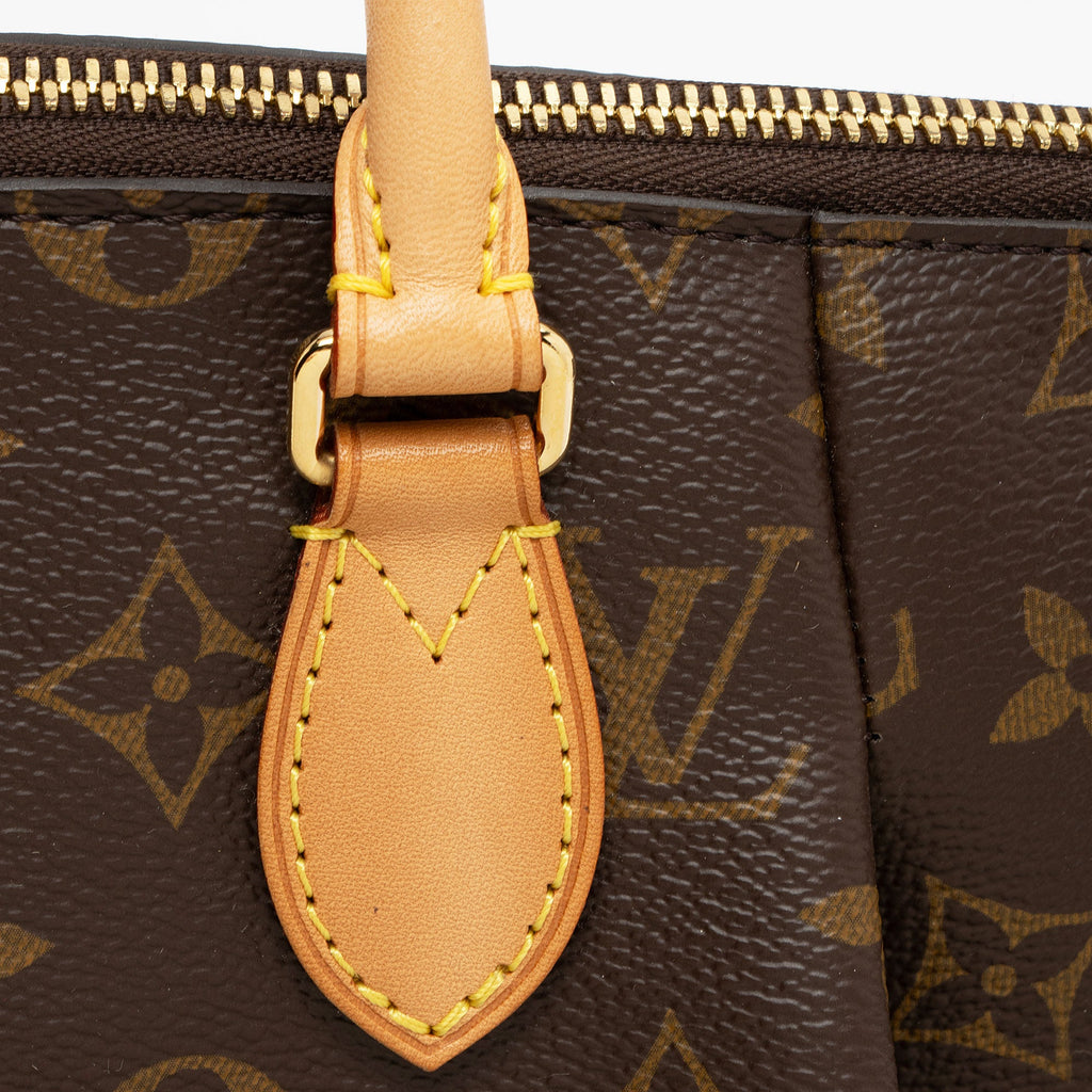 Louis Vuitton Monogram Canvas Turenne PM Satchel (SHF-vmkjV0)