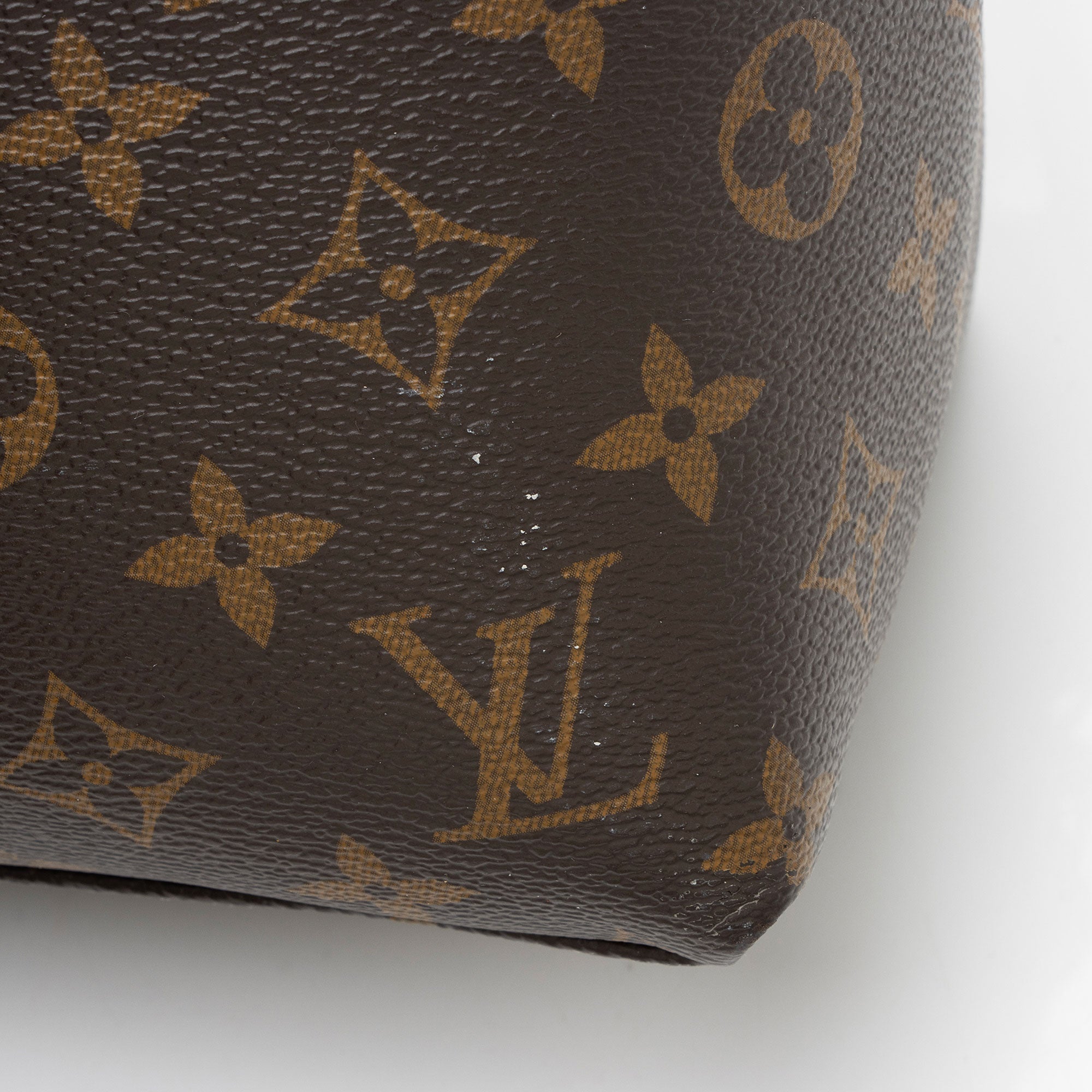 Louis Vuitton Monogram Canvas V Tote MM