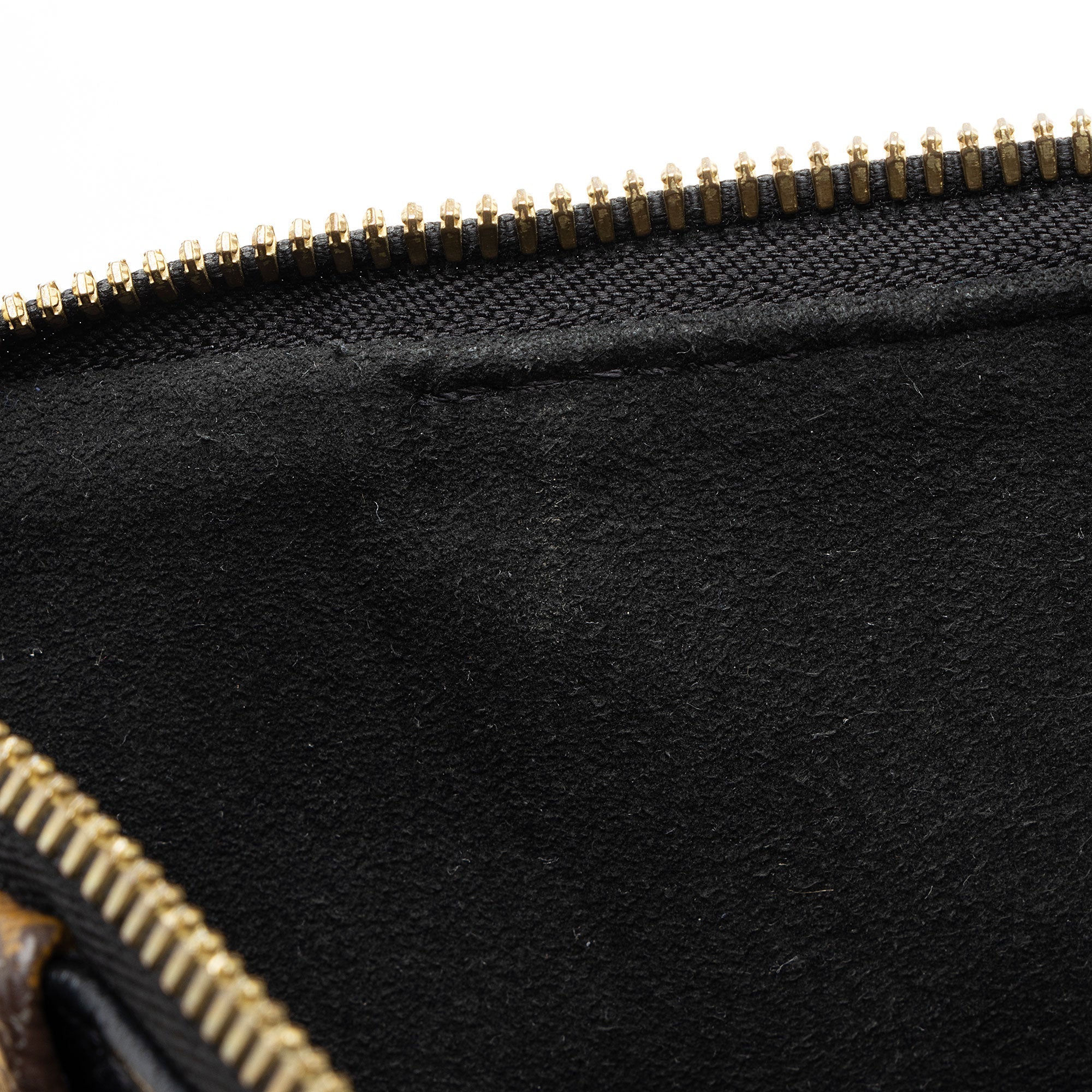 Louis Vuitton Monogram Canvas V Tote MM