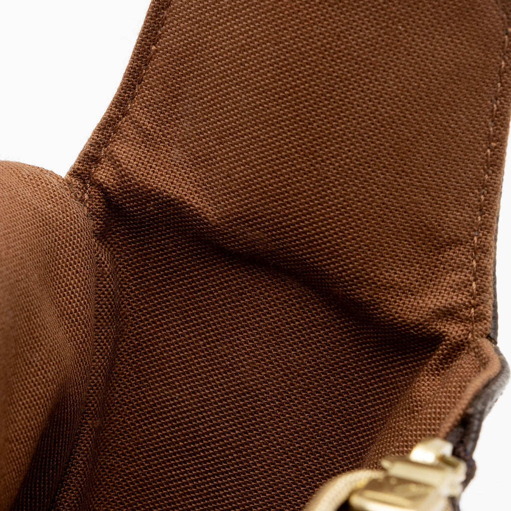 Louis Vuitton Monogram Canvas Valmy MM Messenger Bag (SHF-vusxUP)