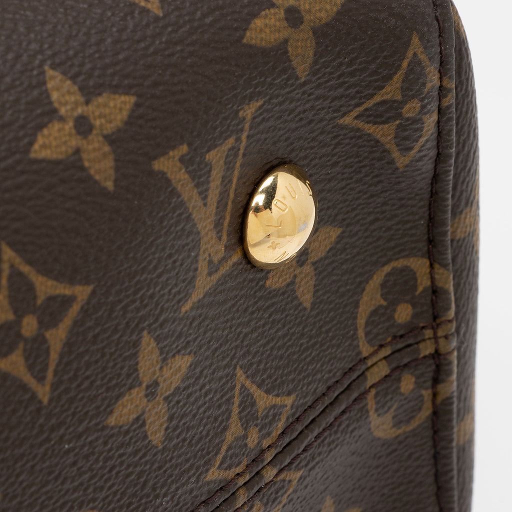 Louis Vuitton Monogram Canvas Venus Satchel (SHF-qDxsf1)
