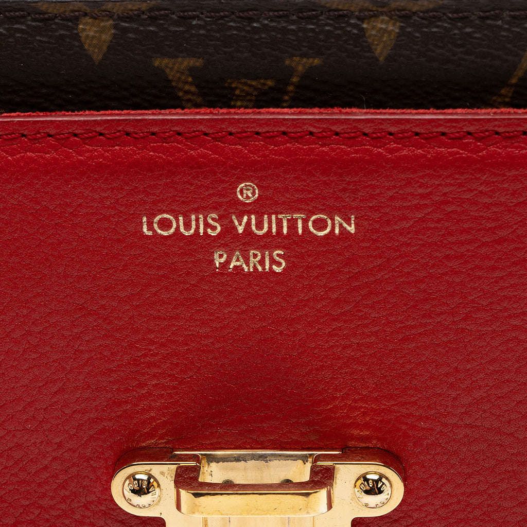 Louis Vuitton Monogram Canvas Victoire Chain Bag (SHF-cjtklU)
