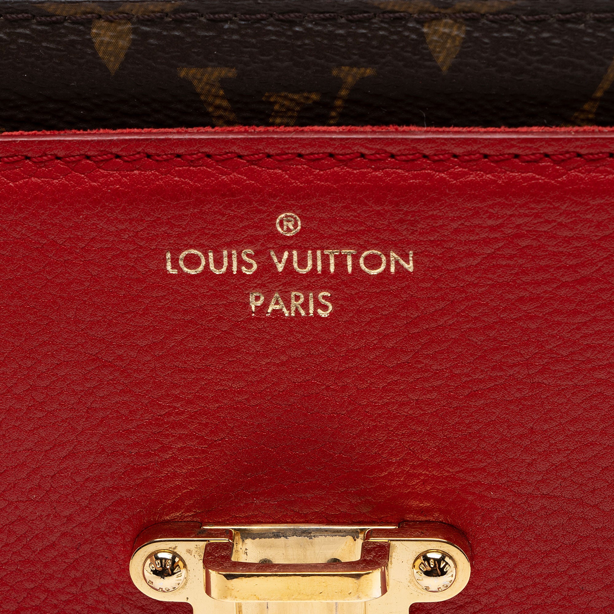 Louis Vuitton Monogram Canvas Victoire Chain Bag (SHF-cjtklU)