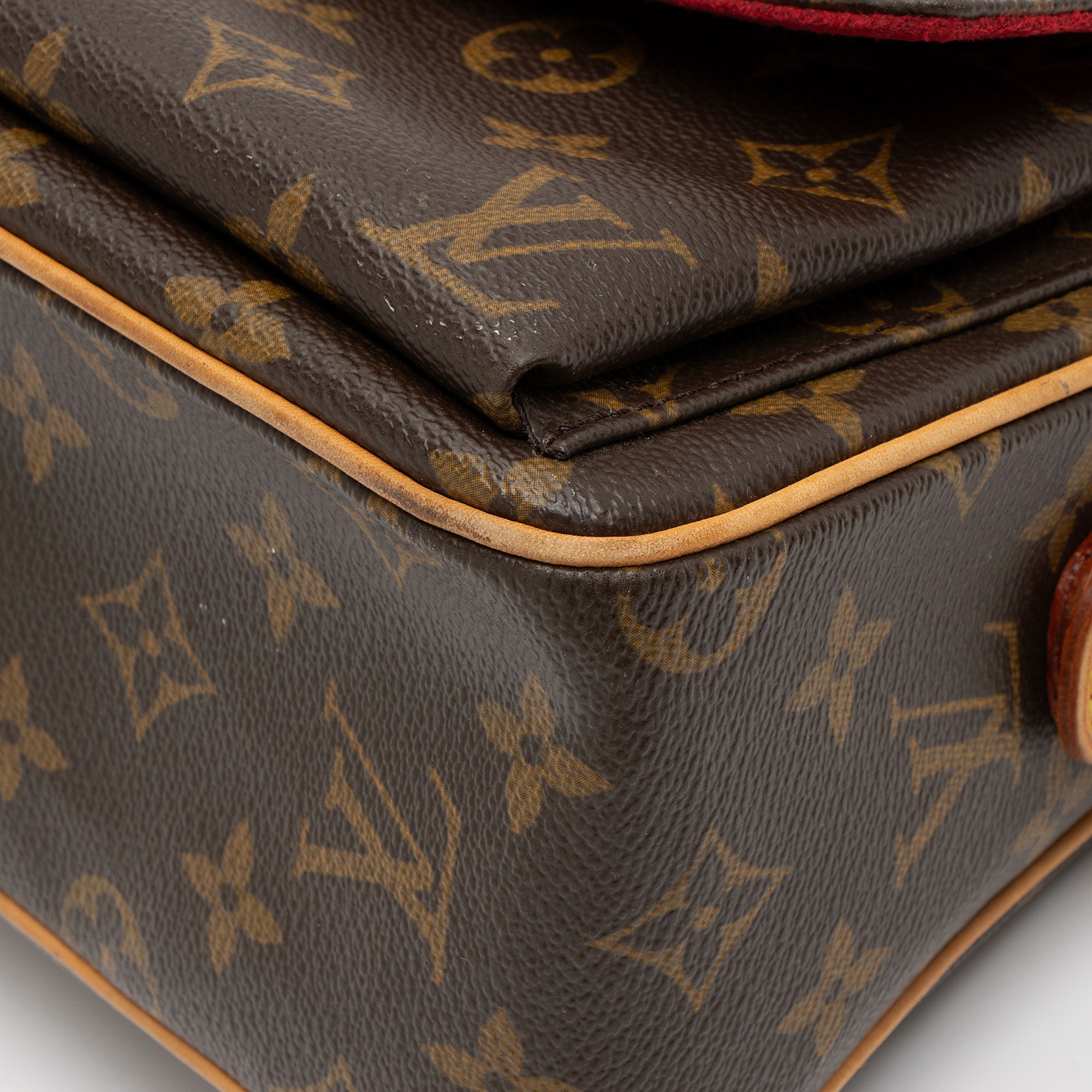Louis Vuitton Vintage Monogram Canvas Viva Cite MM Shoulder Bag