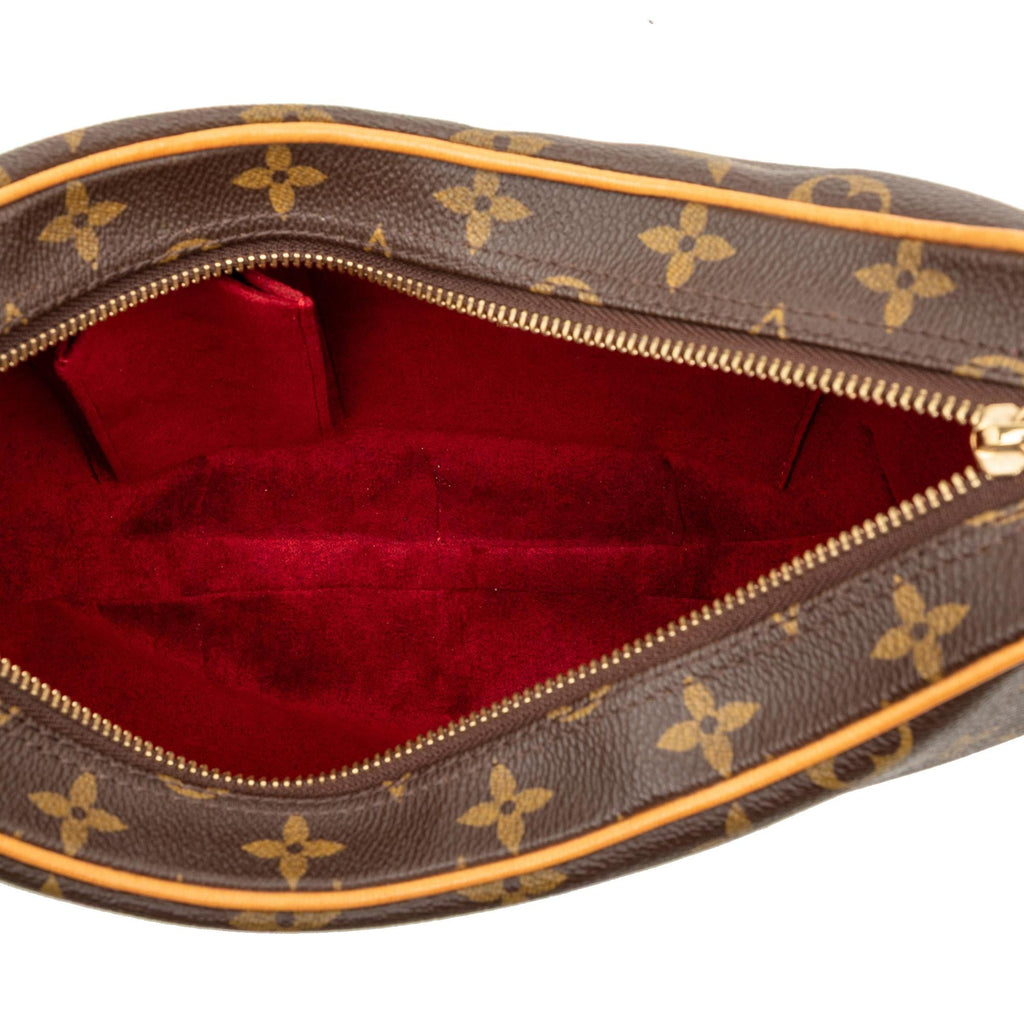Louis Vuitton Monogram Croissant MM
