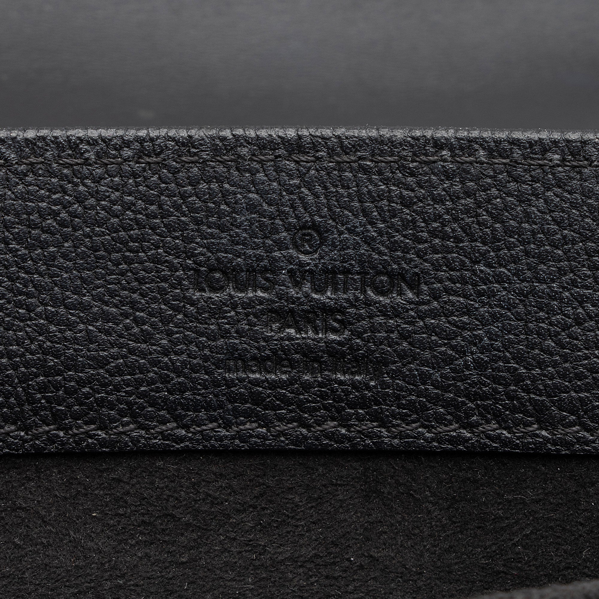 Louis Vuitton Monogram Cuir Very Chain Bag (SHF-bcWcmG)