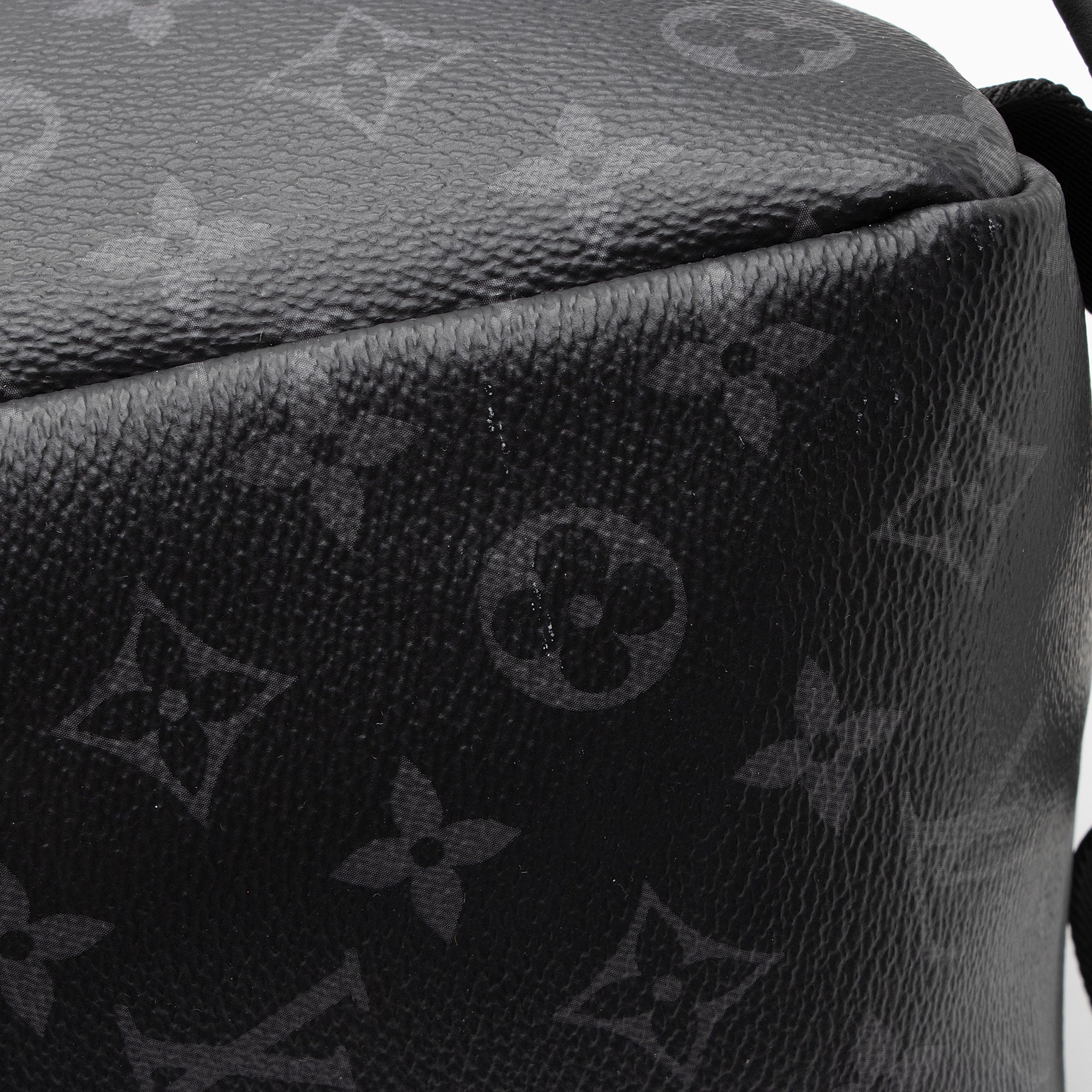 Louis Vuitton Monogram Eclipse Discovery PM Backpack (SHF-fMB1cP)