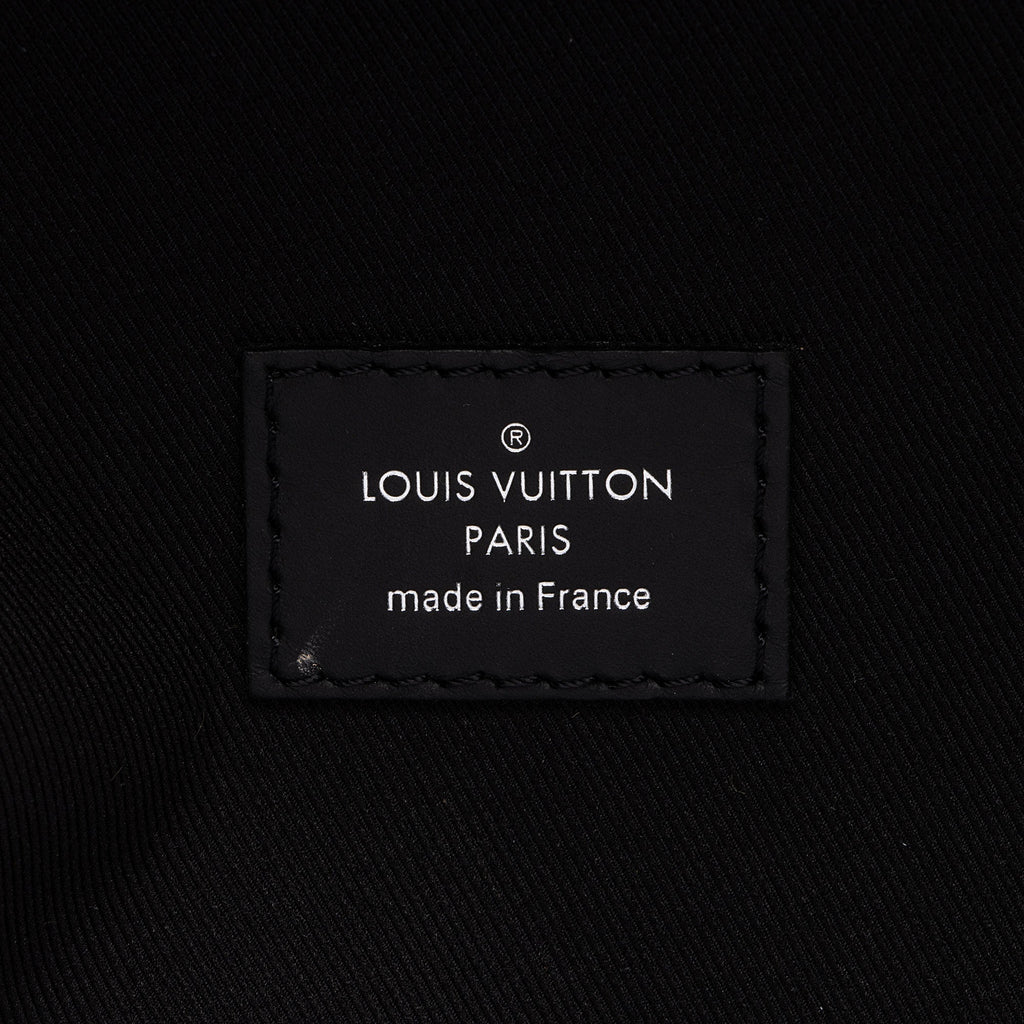 Louis Vuitton Monogram Eclipse Discovery PM Backpack (SHF-fMB1cP)