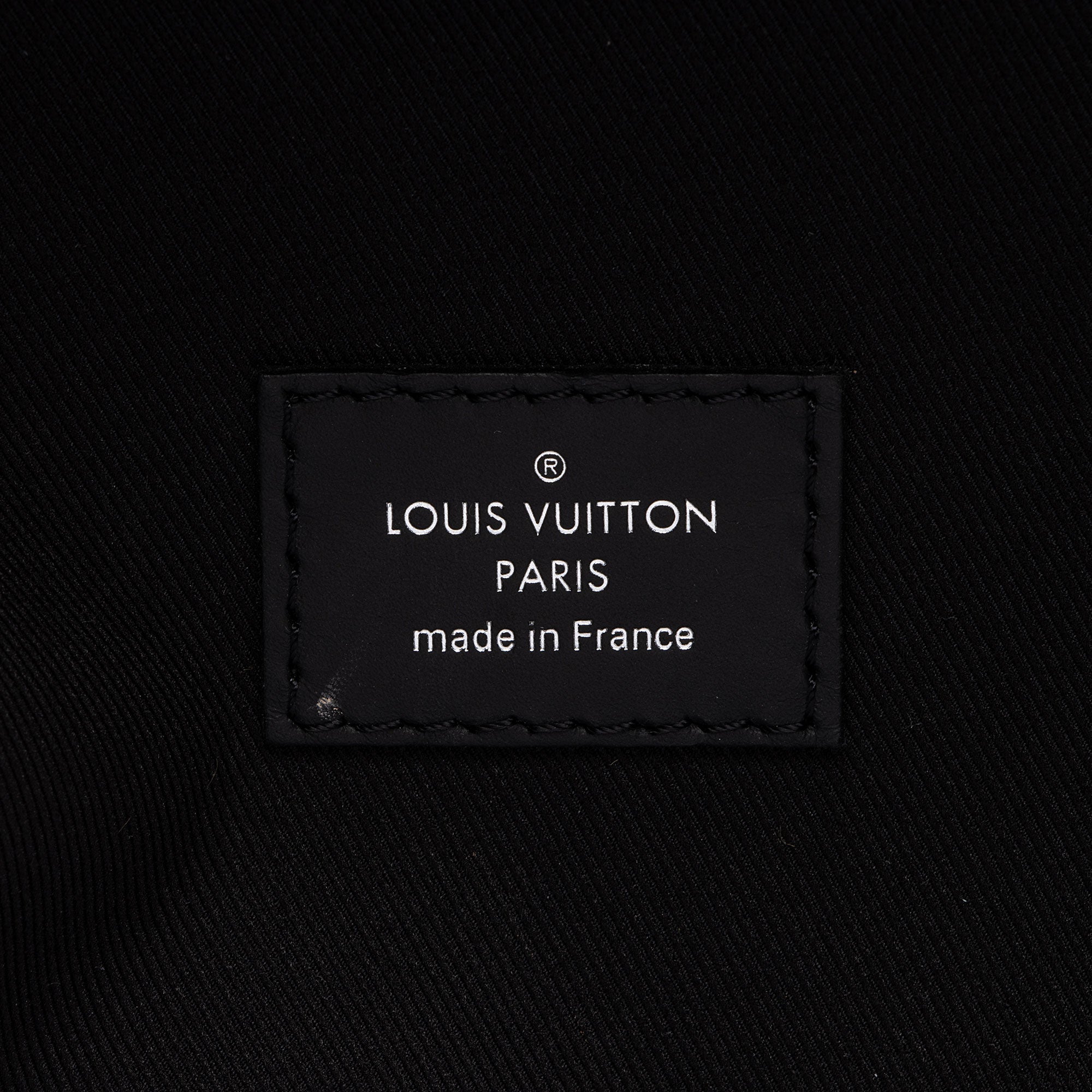 Louis Vuitton Monogram Eclipse Discovery PM Backpack (SHF-fMB1cP)