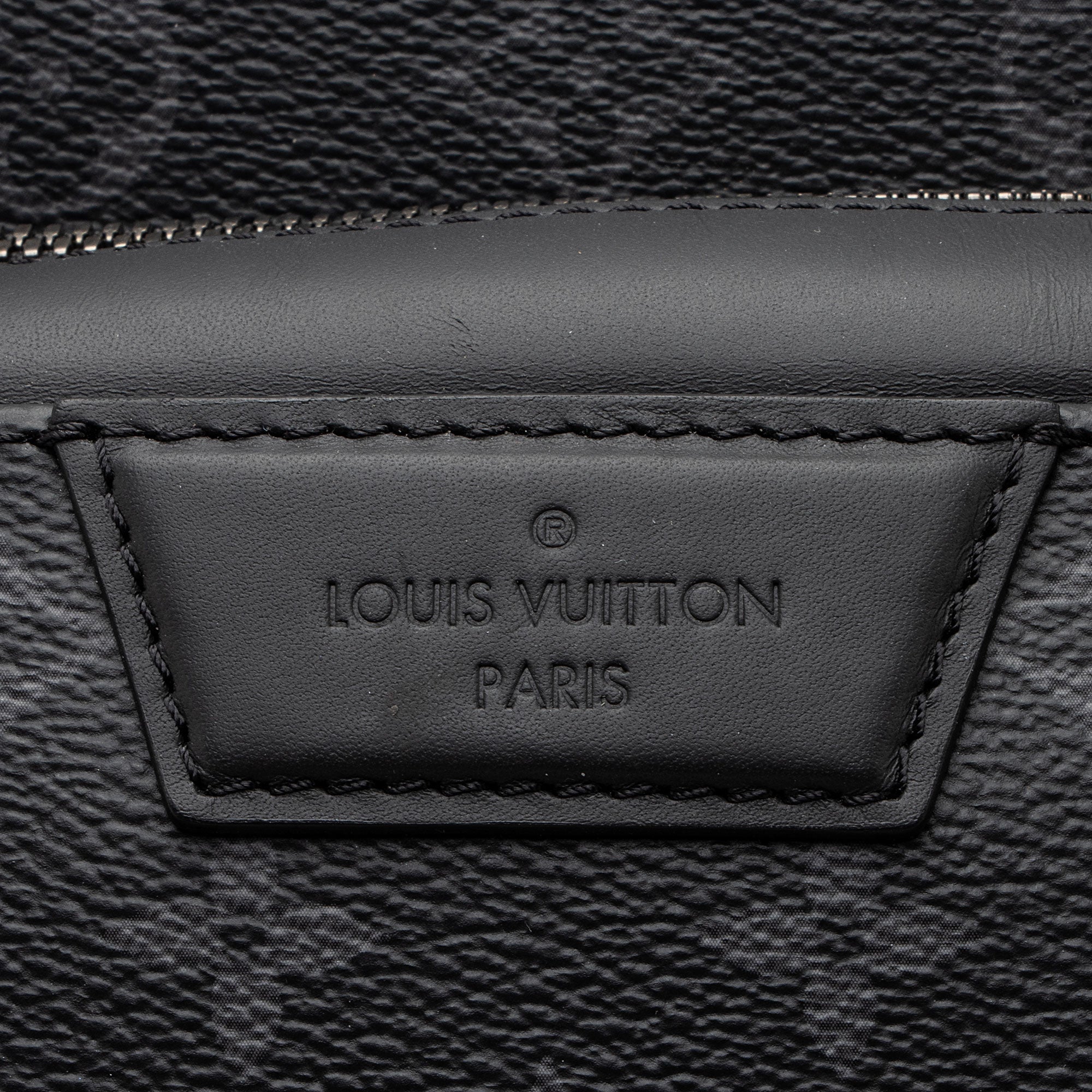 Louis Vuitton Monogram Eclipse Discovery PM Backpack (SHF-fMB1cP)