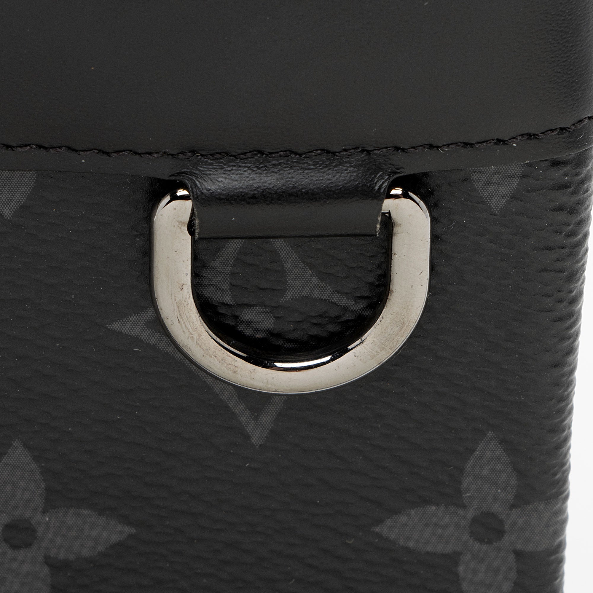 Louis Vuitton Monogram Eclipse Discovery PM Pochette