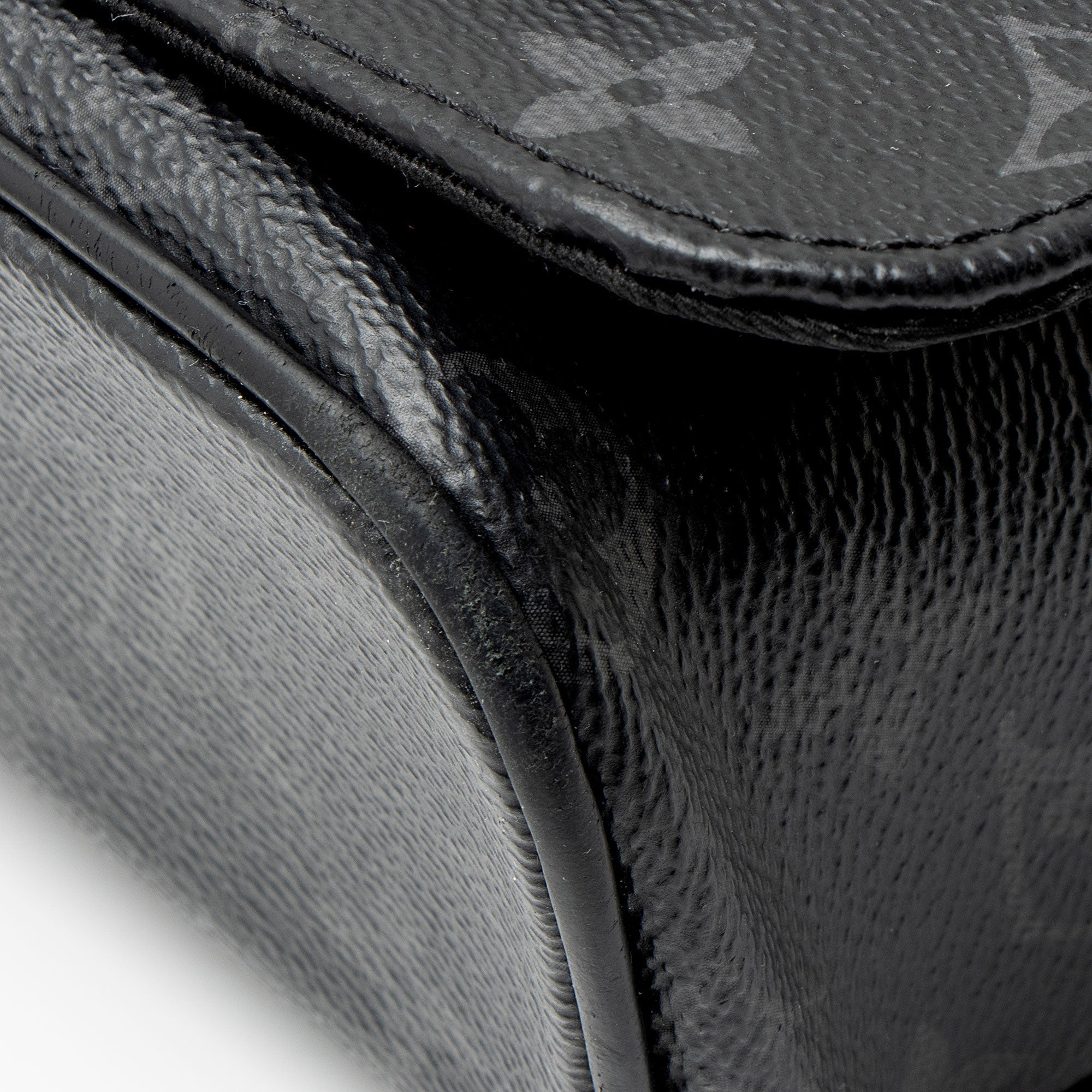 Louis Vuitton Monogram Eclipse District PM Messenger