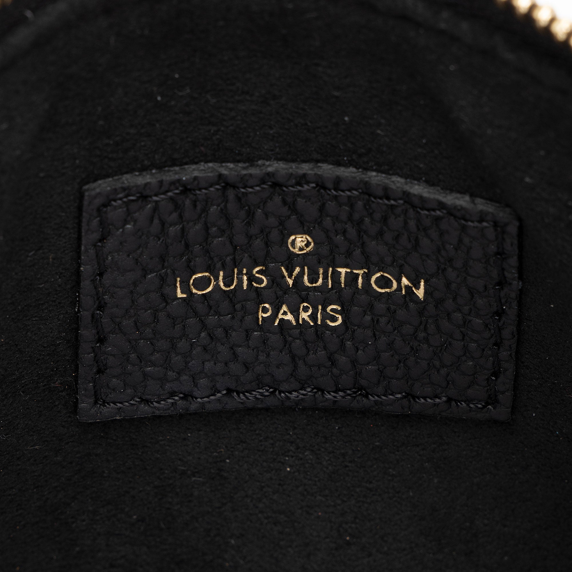 Louis Vuitton Monogram Empreinte Loop Pochette (SHF-AGZs0b)
