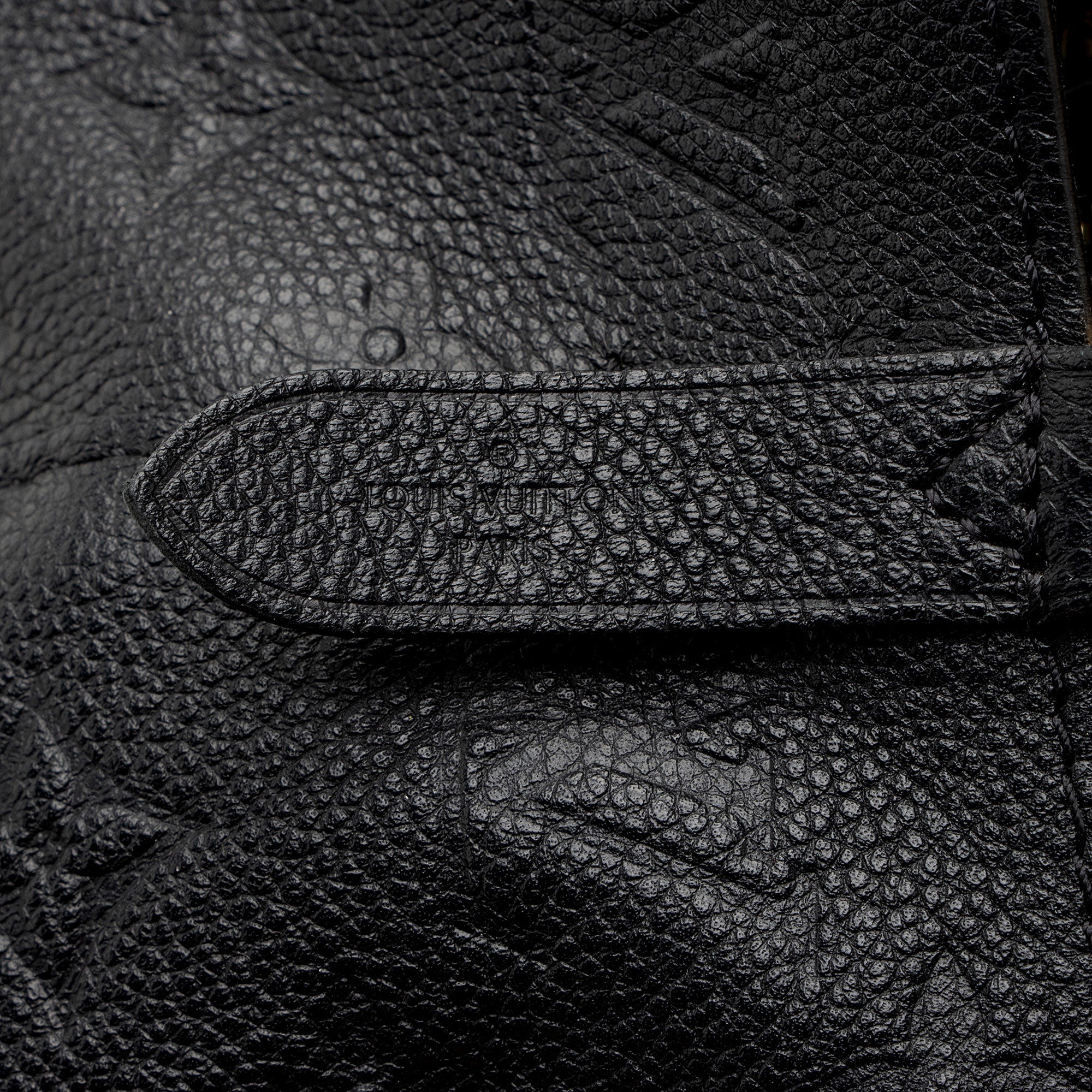 Louis Vuitton Monogram Empreinte Neonoe MM Shoulder Bag