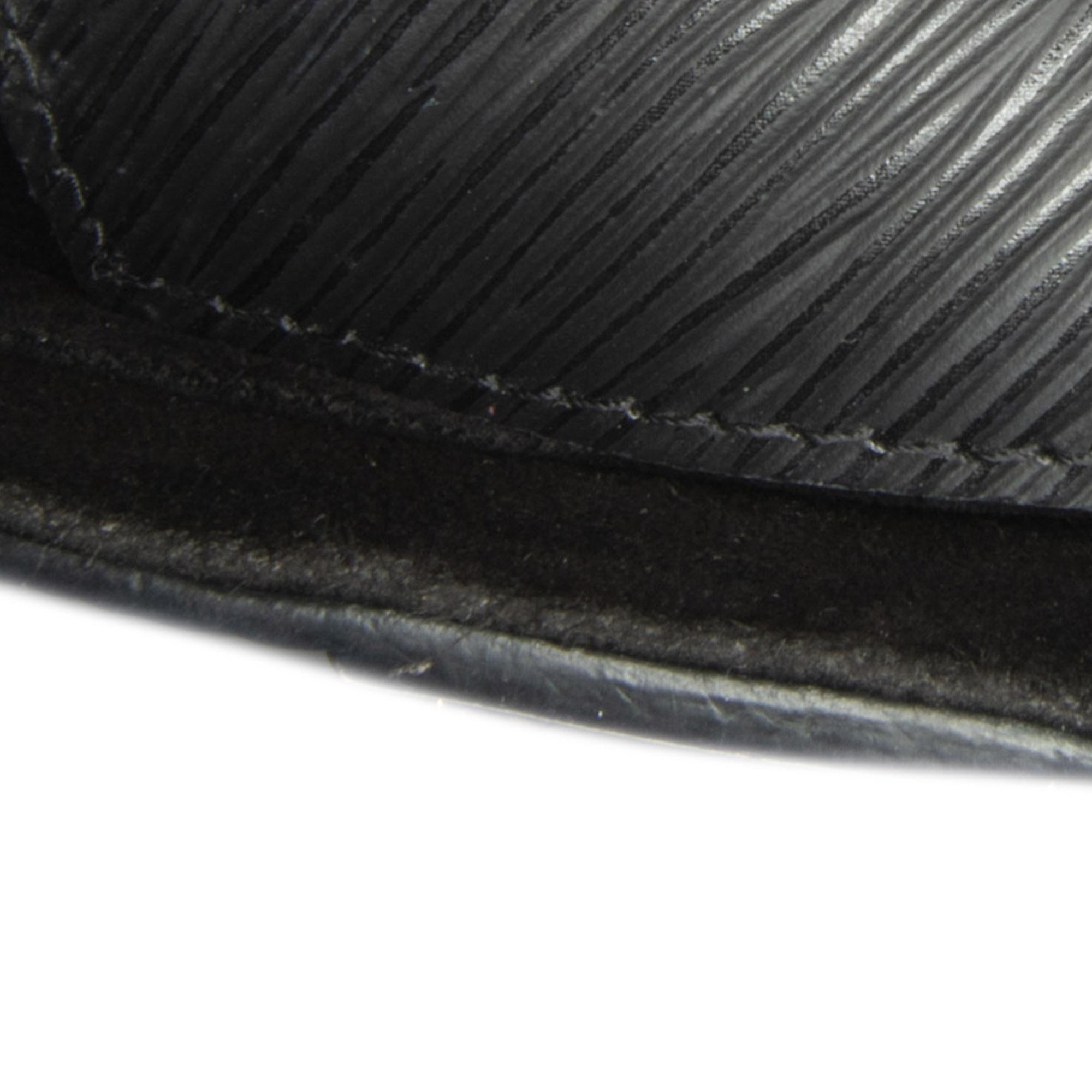 Louis Vuitton Monogram Epi Trunk Twist MM (SHG-6ADril)