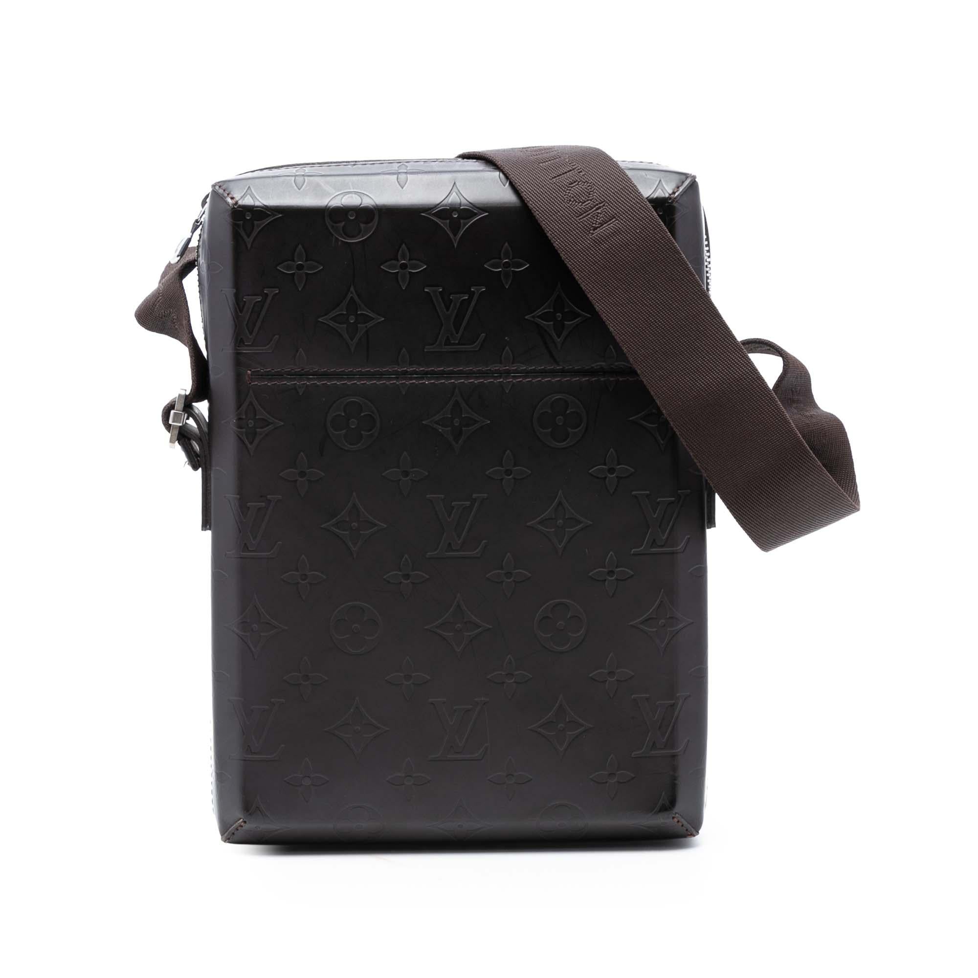 Louis Vuitton Monogram Glace Bobby