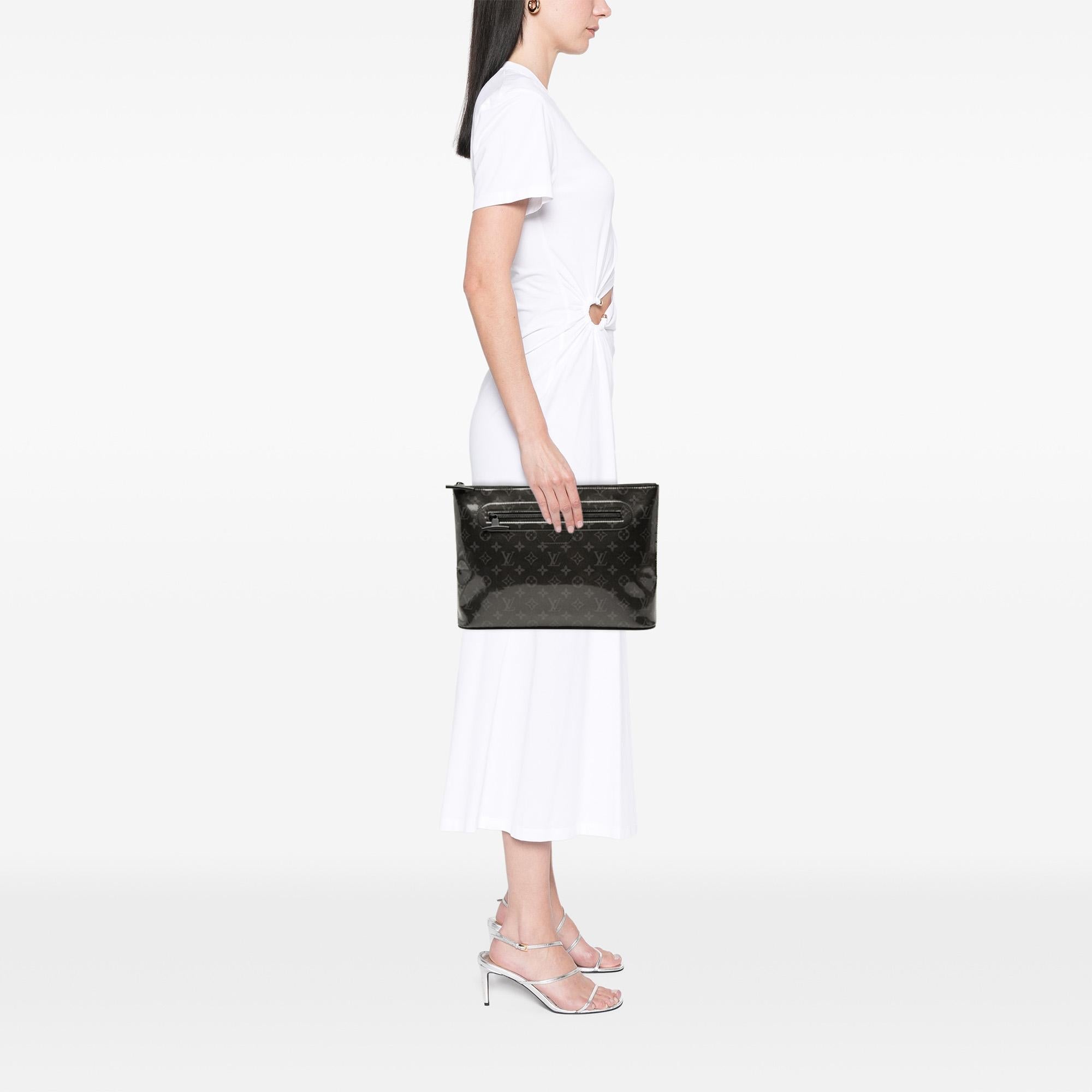 Louis Vuitton Monogram Glaze Pochette Cosmos