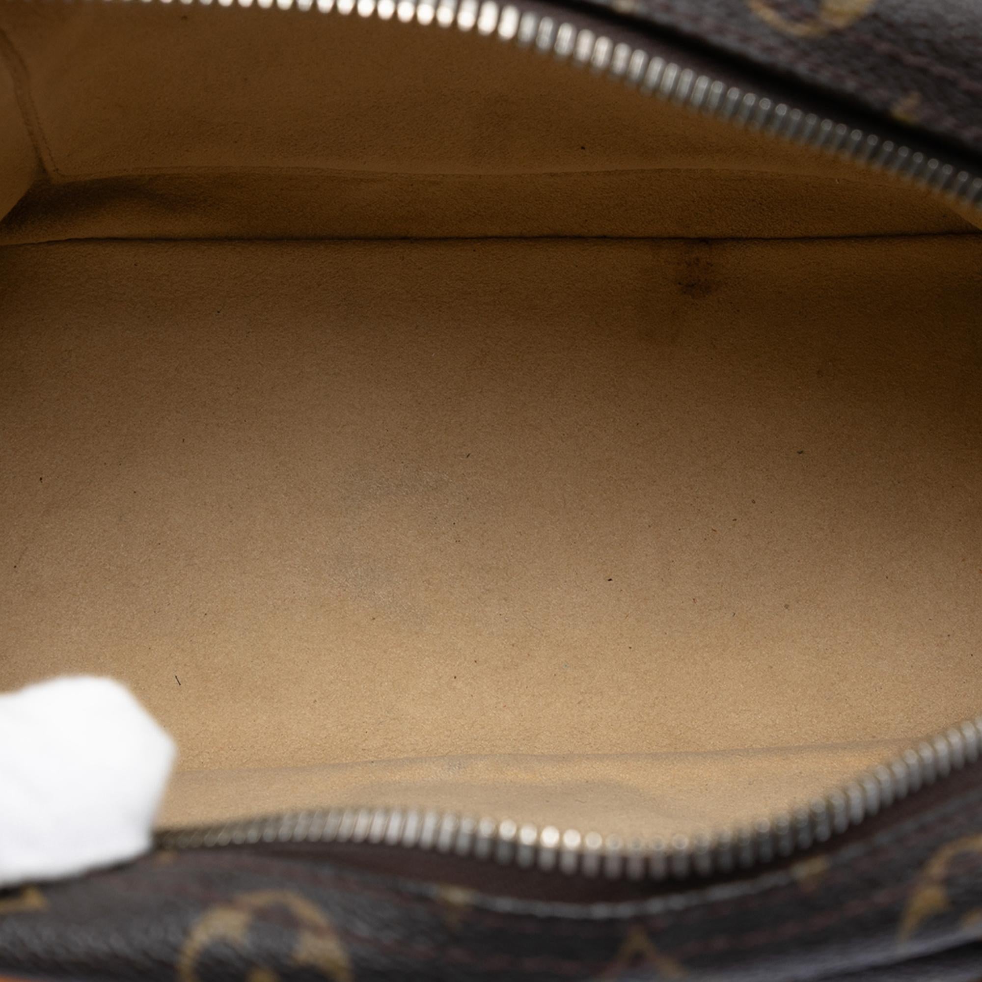 Louis Vuitton Monogram Manhattan PM