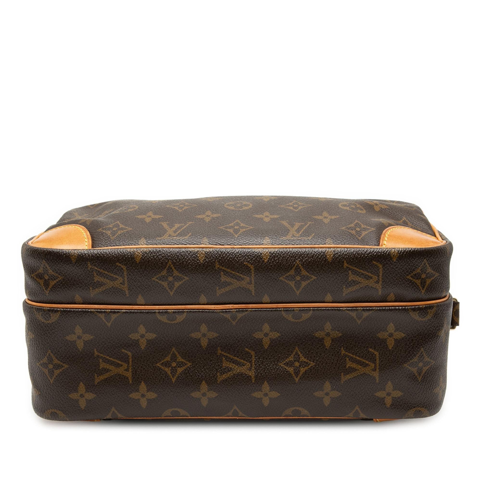 Louis Vuitton Monogram Nil Crossbody