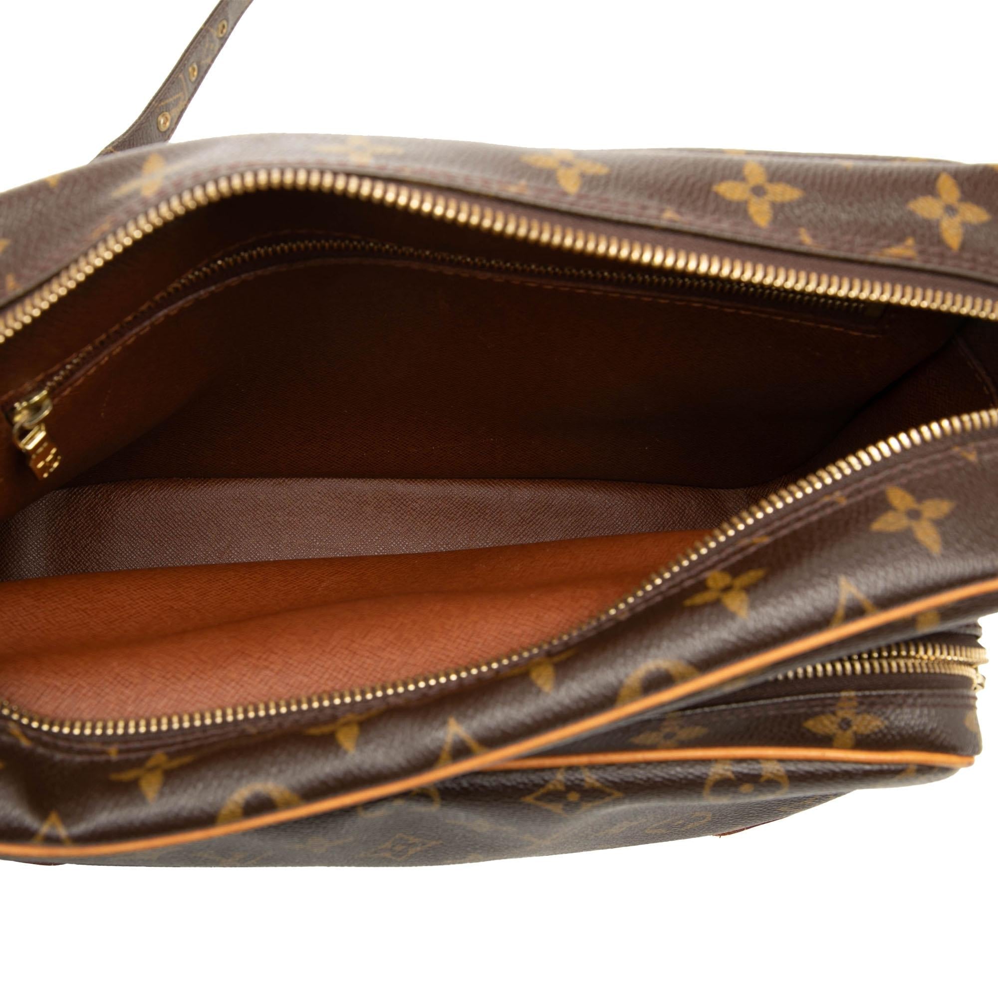 Louis Vuitton Monogram Nil Crossbody