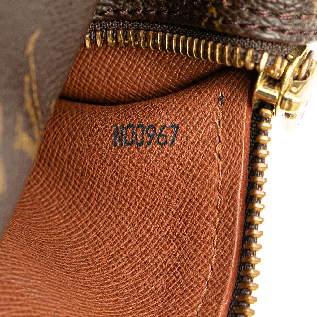 Louis Vuitton Monogram Papillon 30