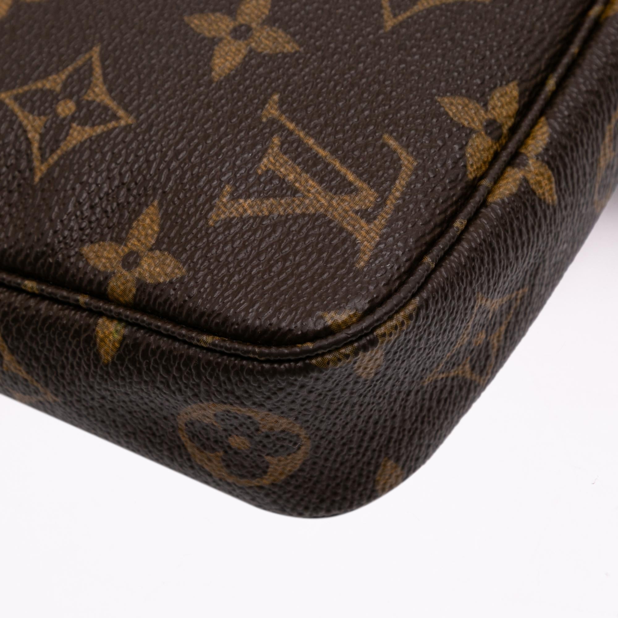Louis Vuitton Monogram Pochette Accessoires