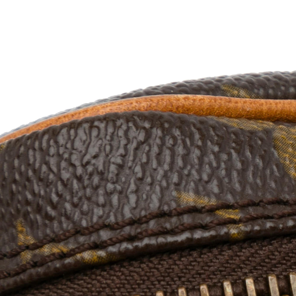Louis Vuitton Monogram Pochette Marly Bandouliere (SHG-FWq3Sr)