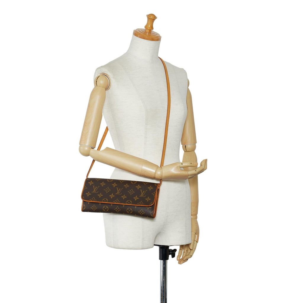 Louis Vuitton Monogram Pochette Twin GM (SHG-CMo6pq)